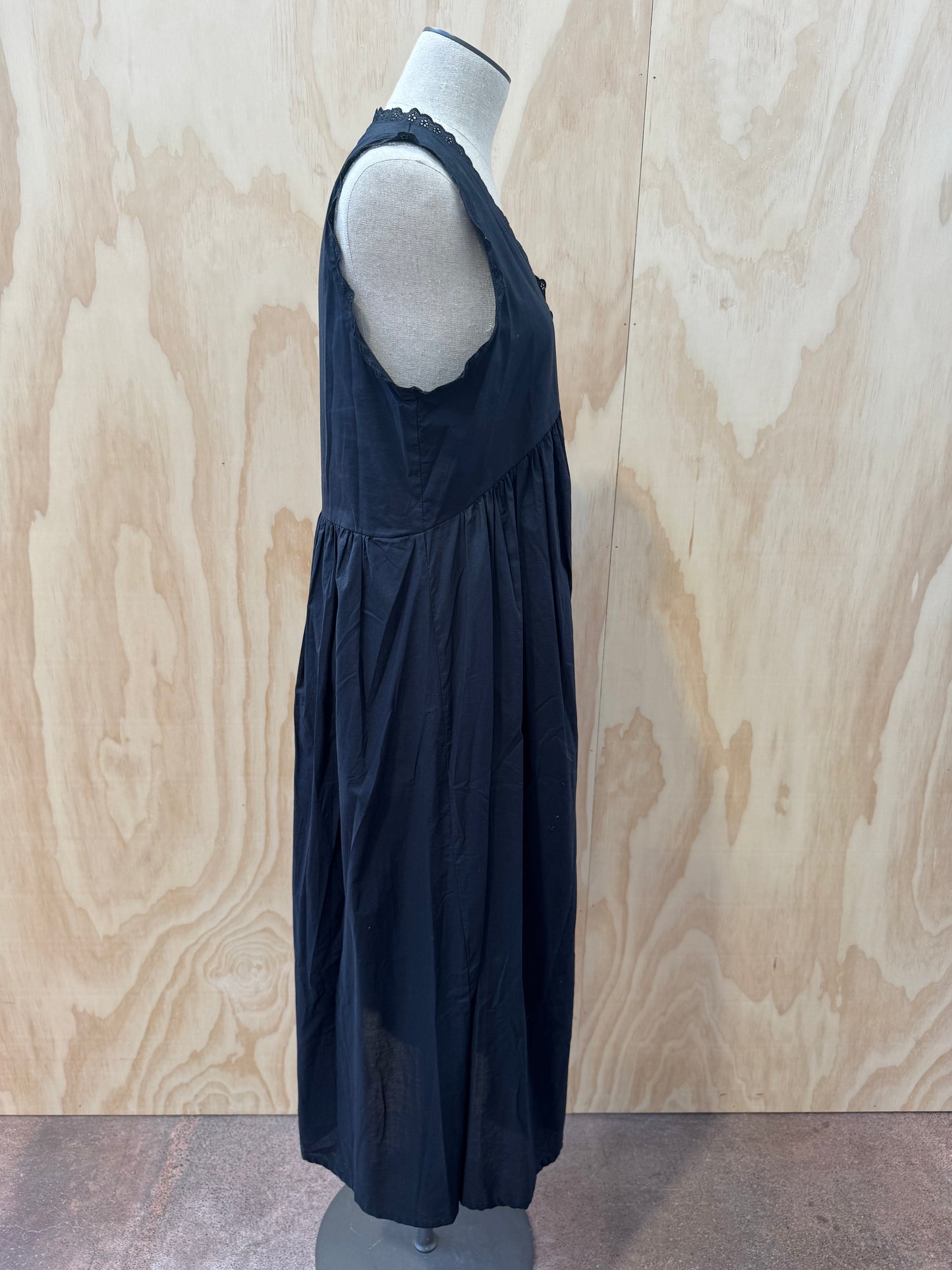 LANEWAY THE LABEL VINTAGE COTTON GOWN IN NOIR - SIZE XS