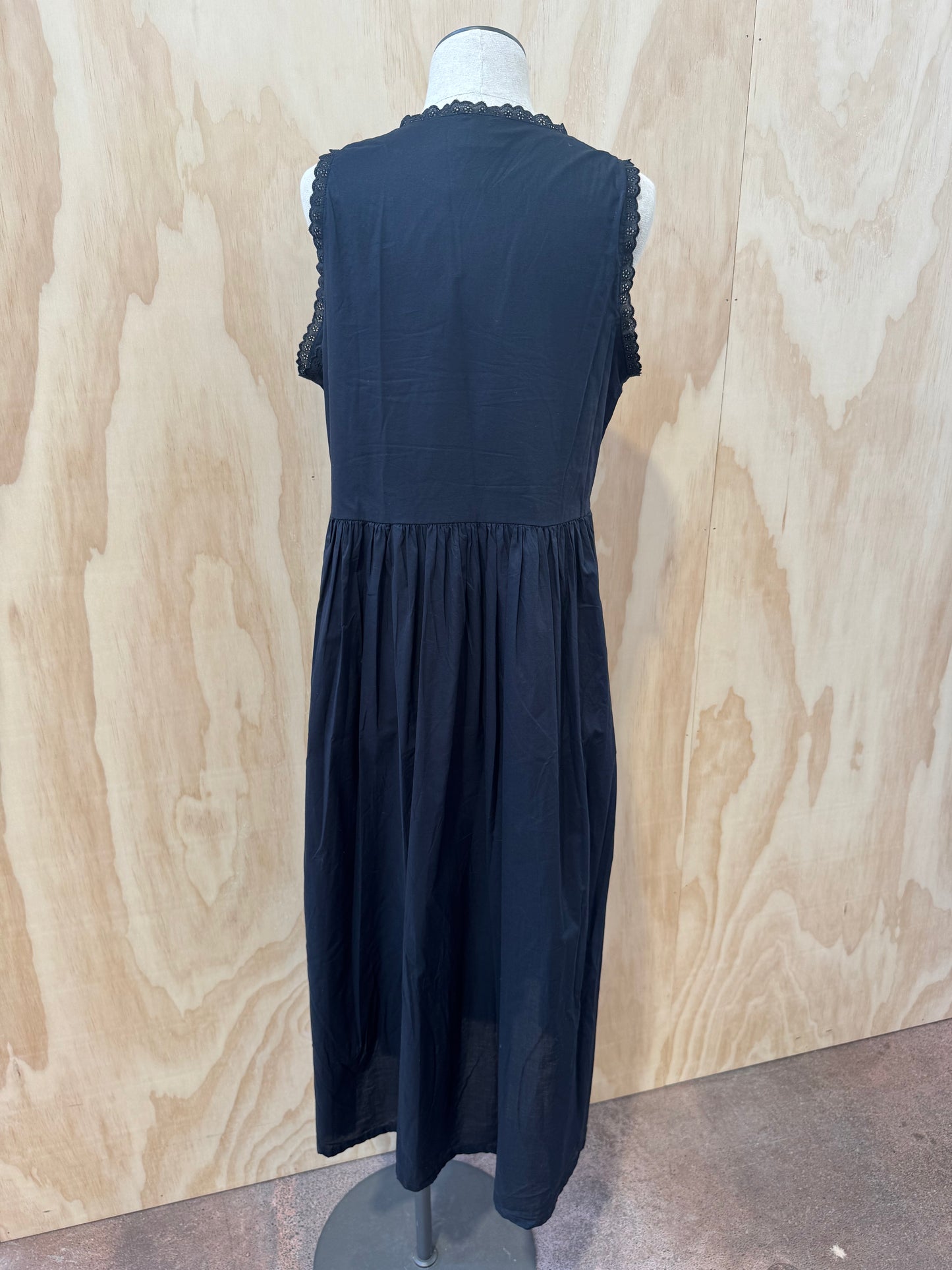 LANEWAY THE LABEL VINTAGE COTTON GOWN IN NOIR - SIZE XS