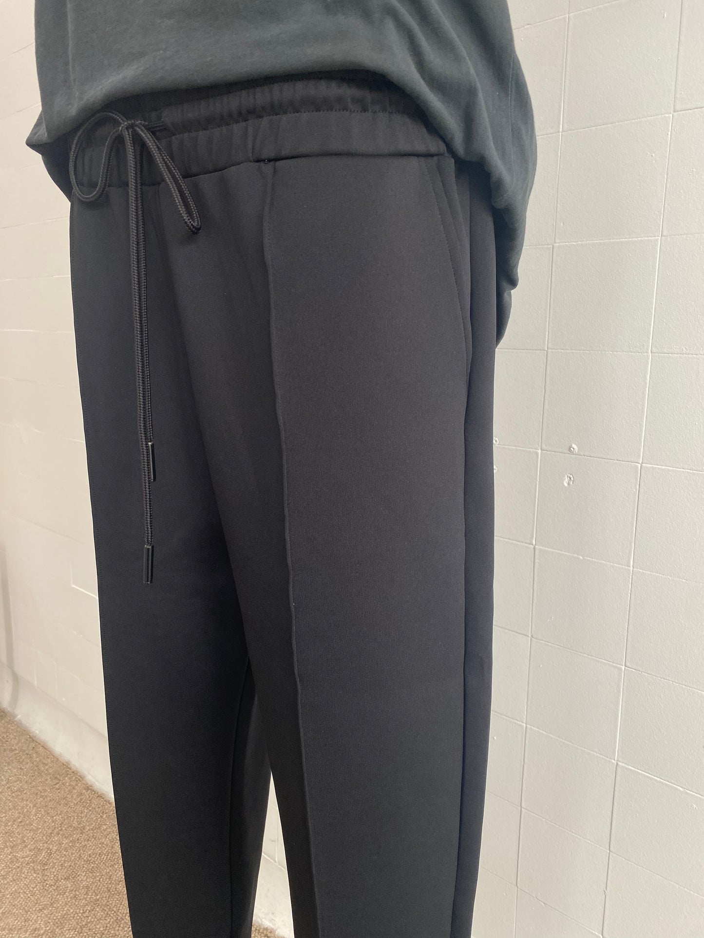 CAMILLA AND MARC BLACK LARA PANTS - SIZE 12