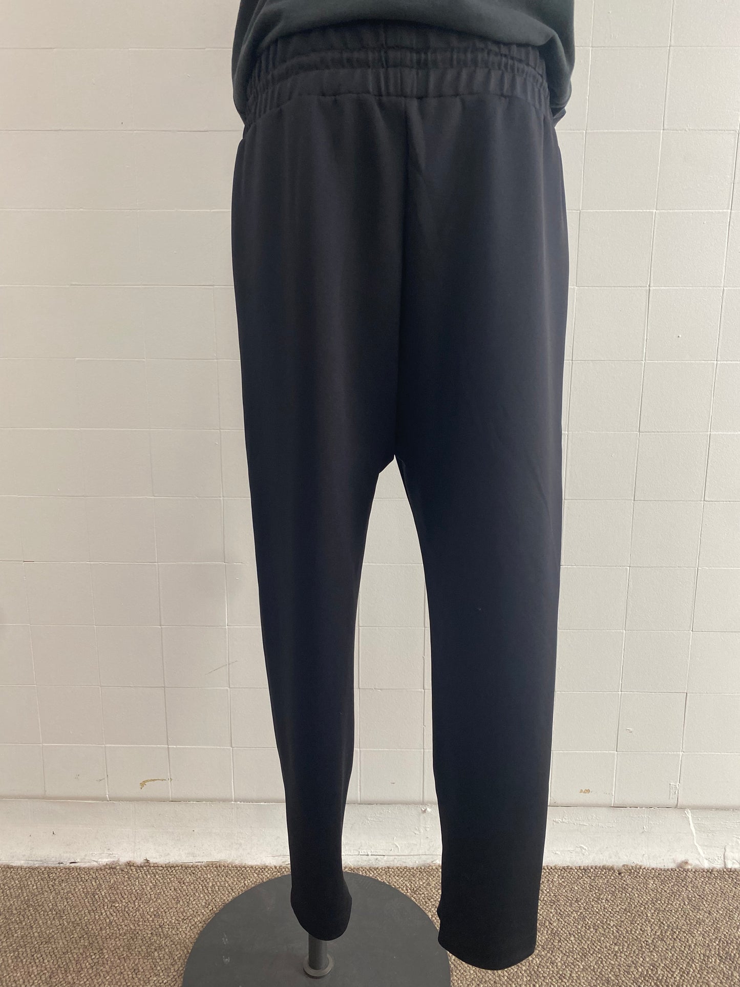 CAMILLA AND MARC BLACK LARA PANTS - SIZE 12