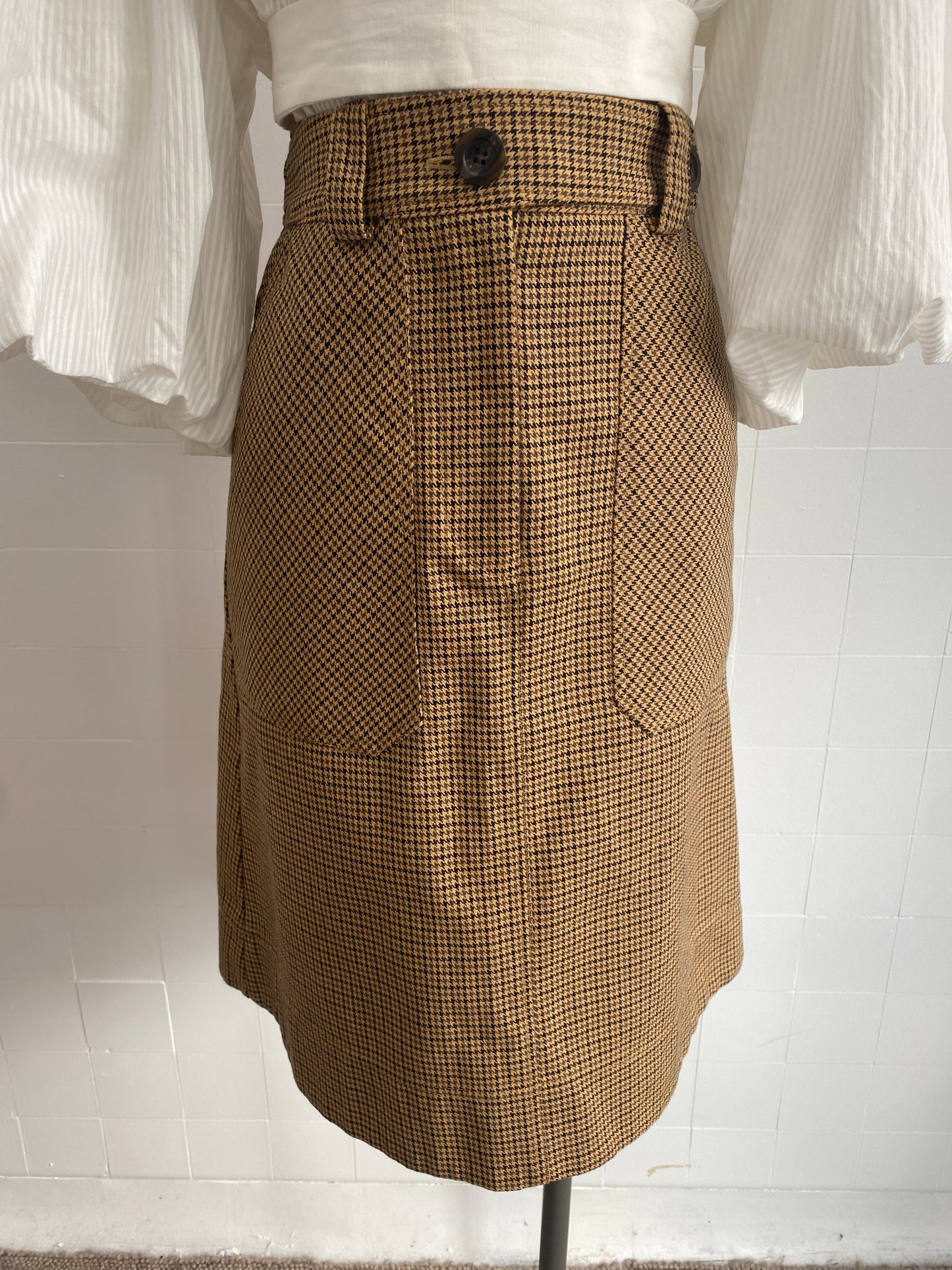 LEE MATHEWS CARRINGTON A LINE SKIRT BROWN CHECK - SIZE 0 (XS)