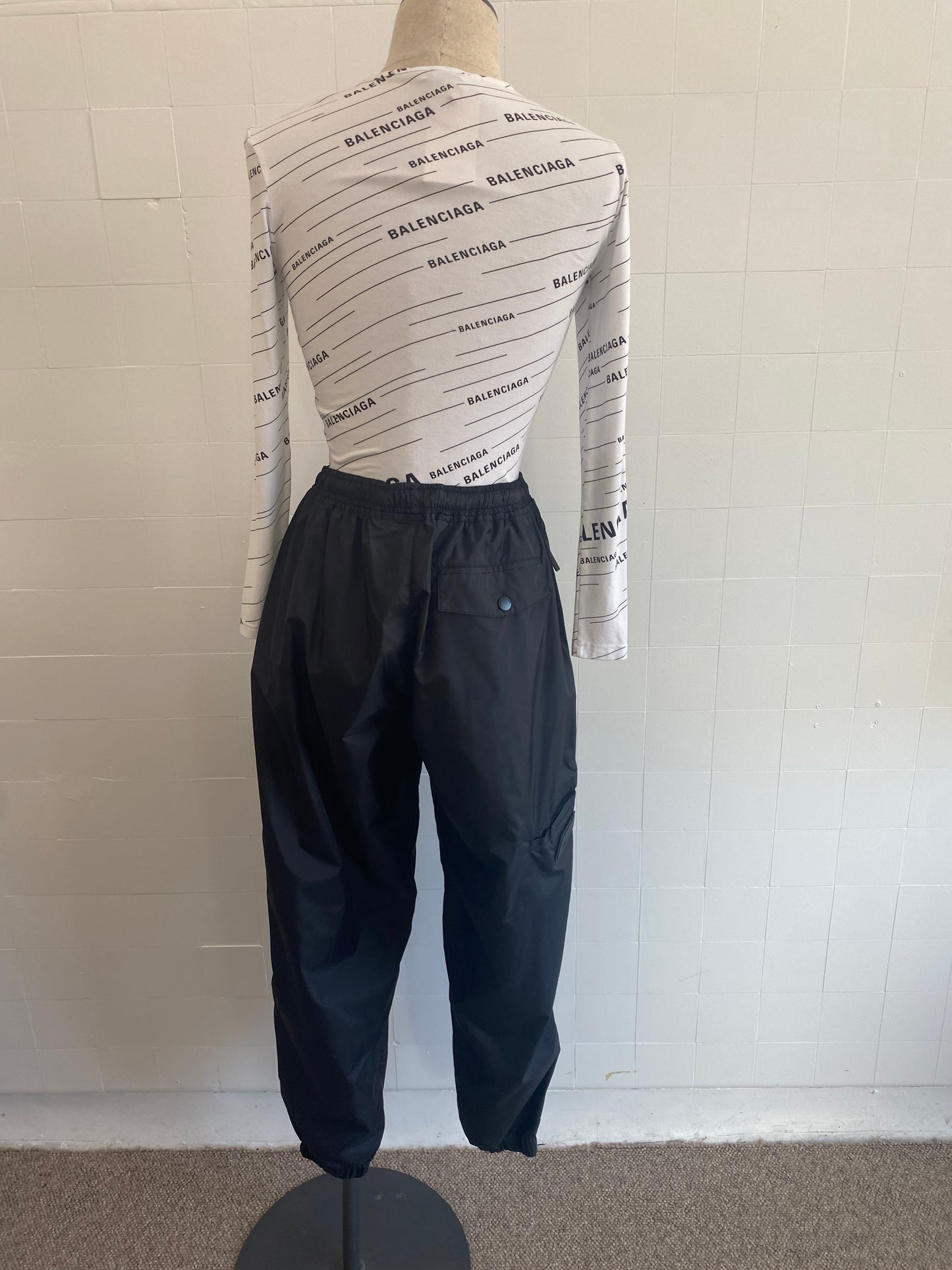 CAMILLA AND MARC ARI BLACK PANT - SIZE M