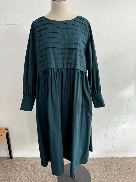 TRELISE COOPER PLEAT AND GREET MAXI DRESS - SIZE M