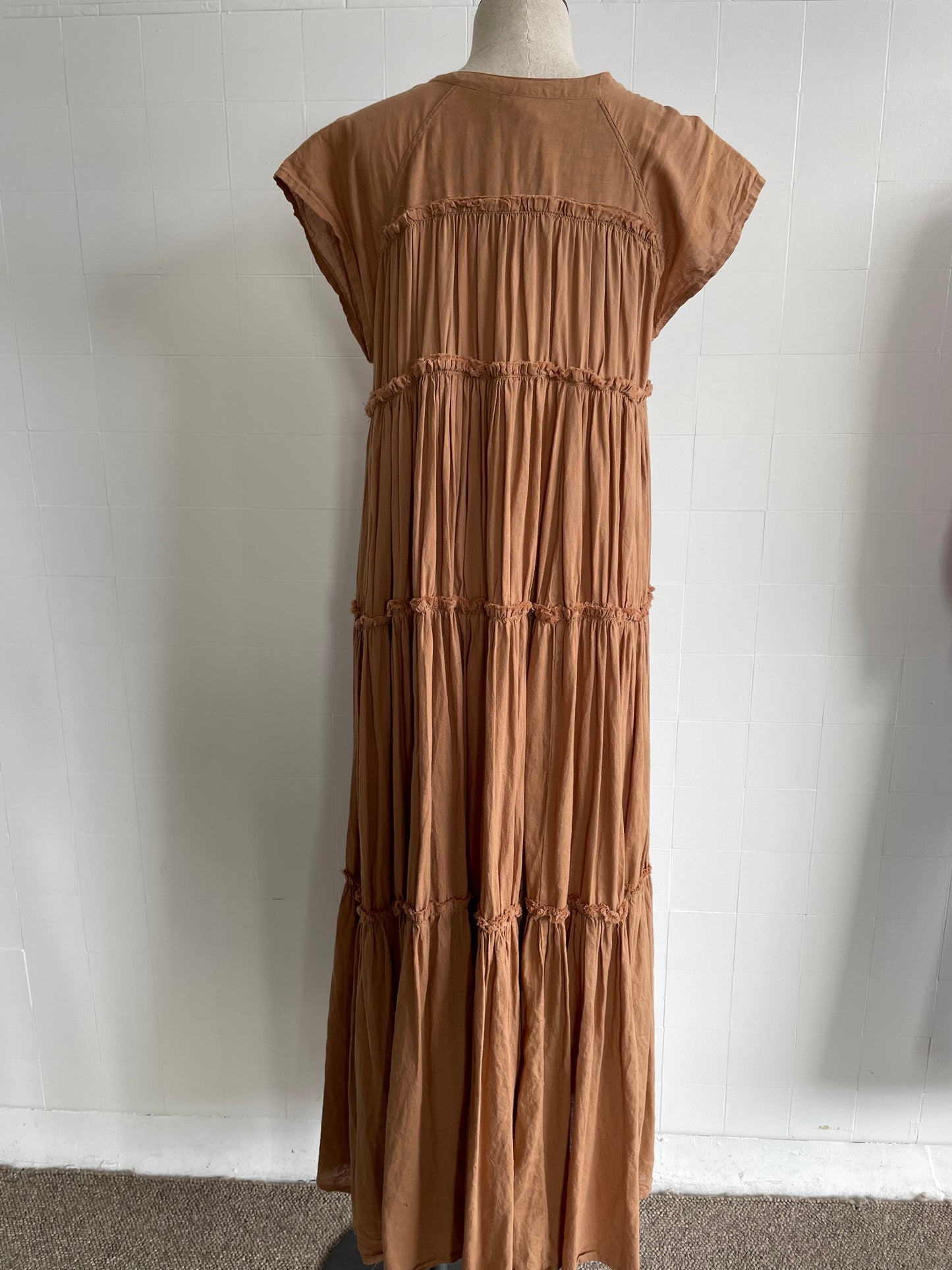 RABENS SALONER GISELE TIERED MAXI DRESS - SIZE S