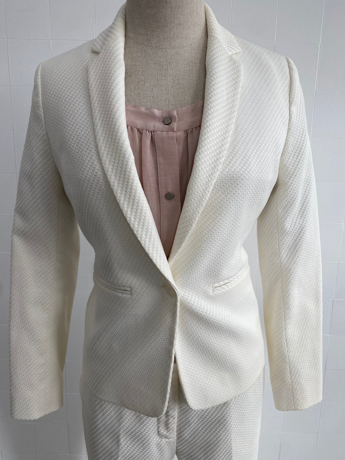 REISS CREAM TEXTURED BLAZER - SIZE 10