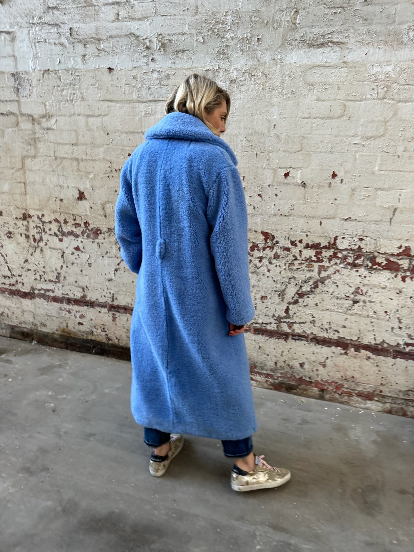 A.L.C BLUE ANDERSON FAUX FUR COAT - SIZE XS