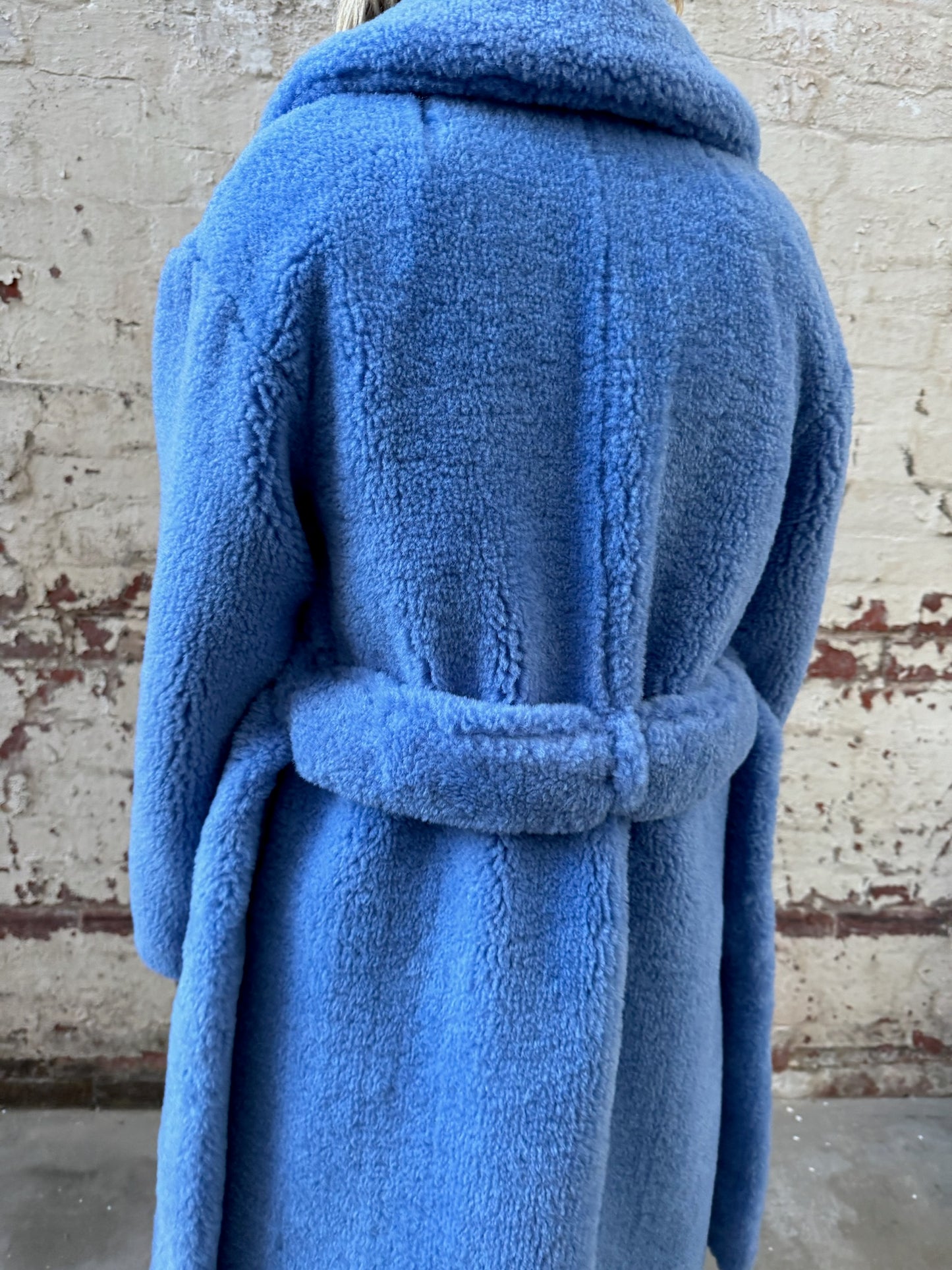 A.L.C BLUE ANDERSON FAUX FUR COAT - SIZE XS