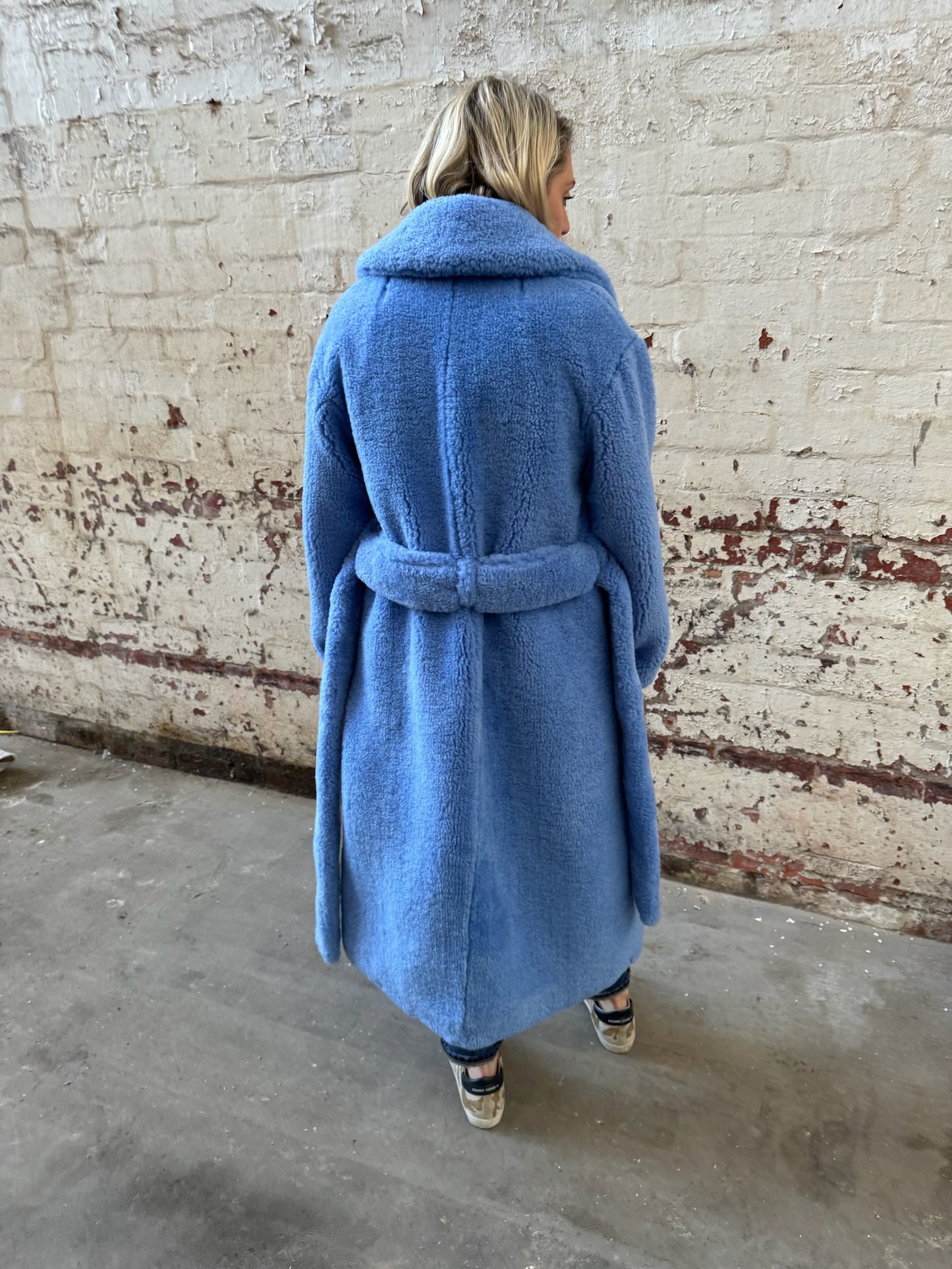 A.L.C BLUE ANDERSON FAUX FUR COAT - SIZE XS