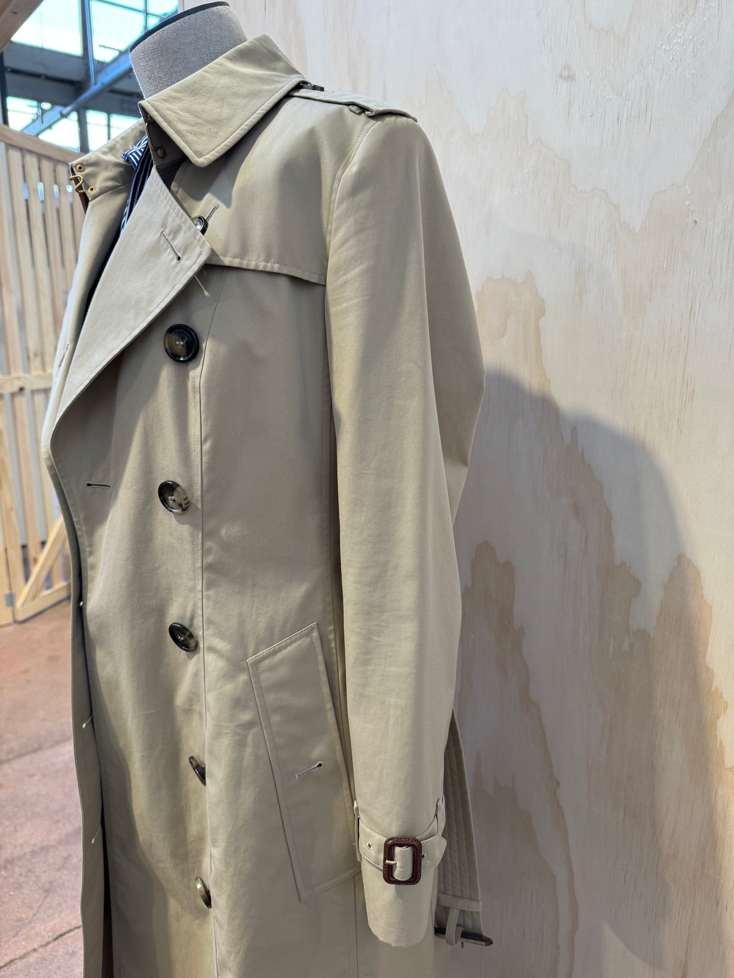 BURBERRY CHELSEA HERITAGE TRENCH COAT - SIZE 8