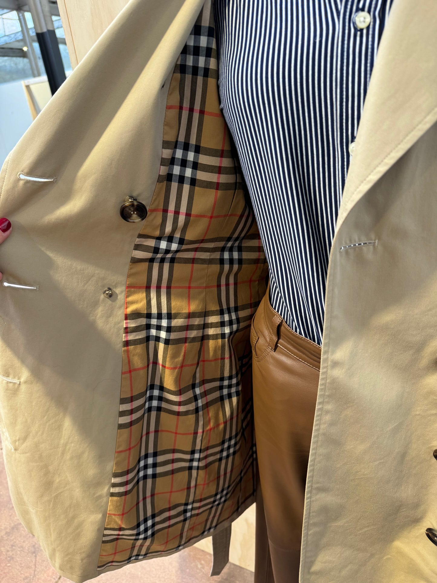 BURBERRY CHELSEA HERITAGE TRENCH COAT - SIZE 8