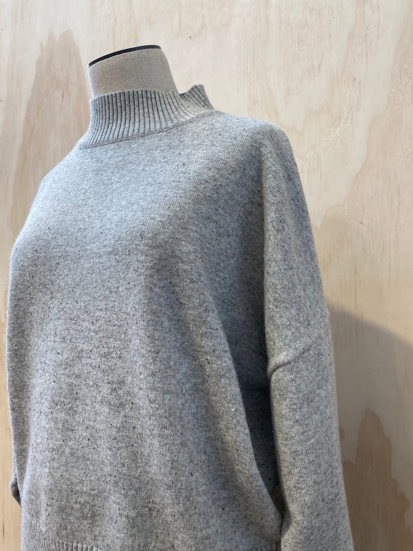 VIKTORIA & WOODS GREY MARLE JUMPER - SIZE 1