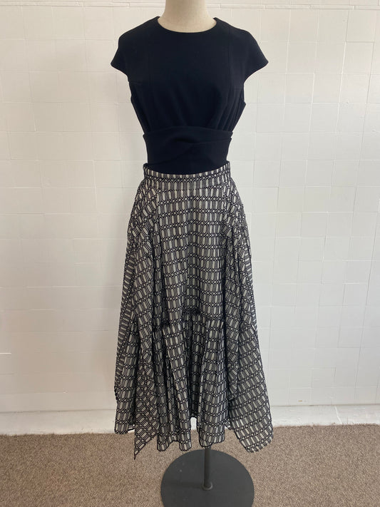 MATICEVSKI ALUMNUS GREY/BLACK SILK SKIRT - SIZE 12