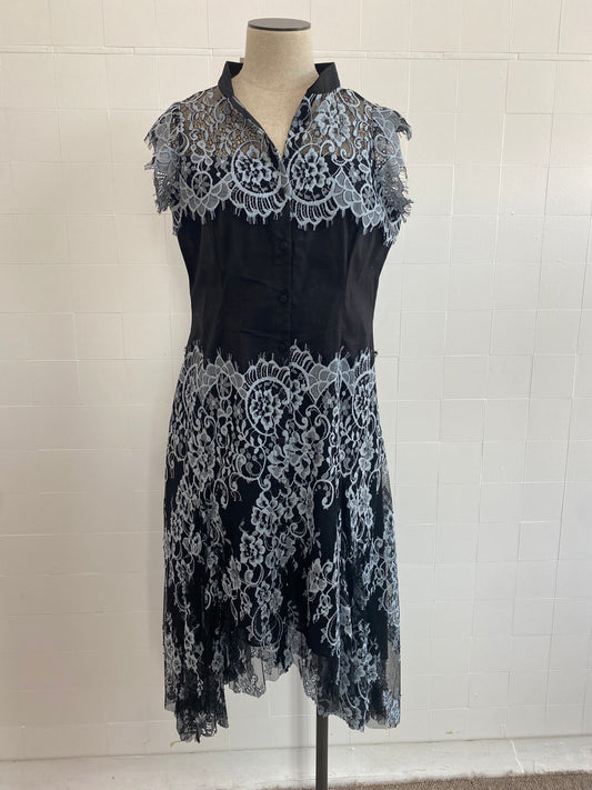 MOSS AND SPY BLACK AND BLUE LACE MIDI DRESS - SIZE 14