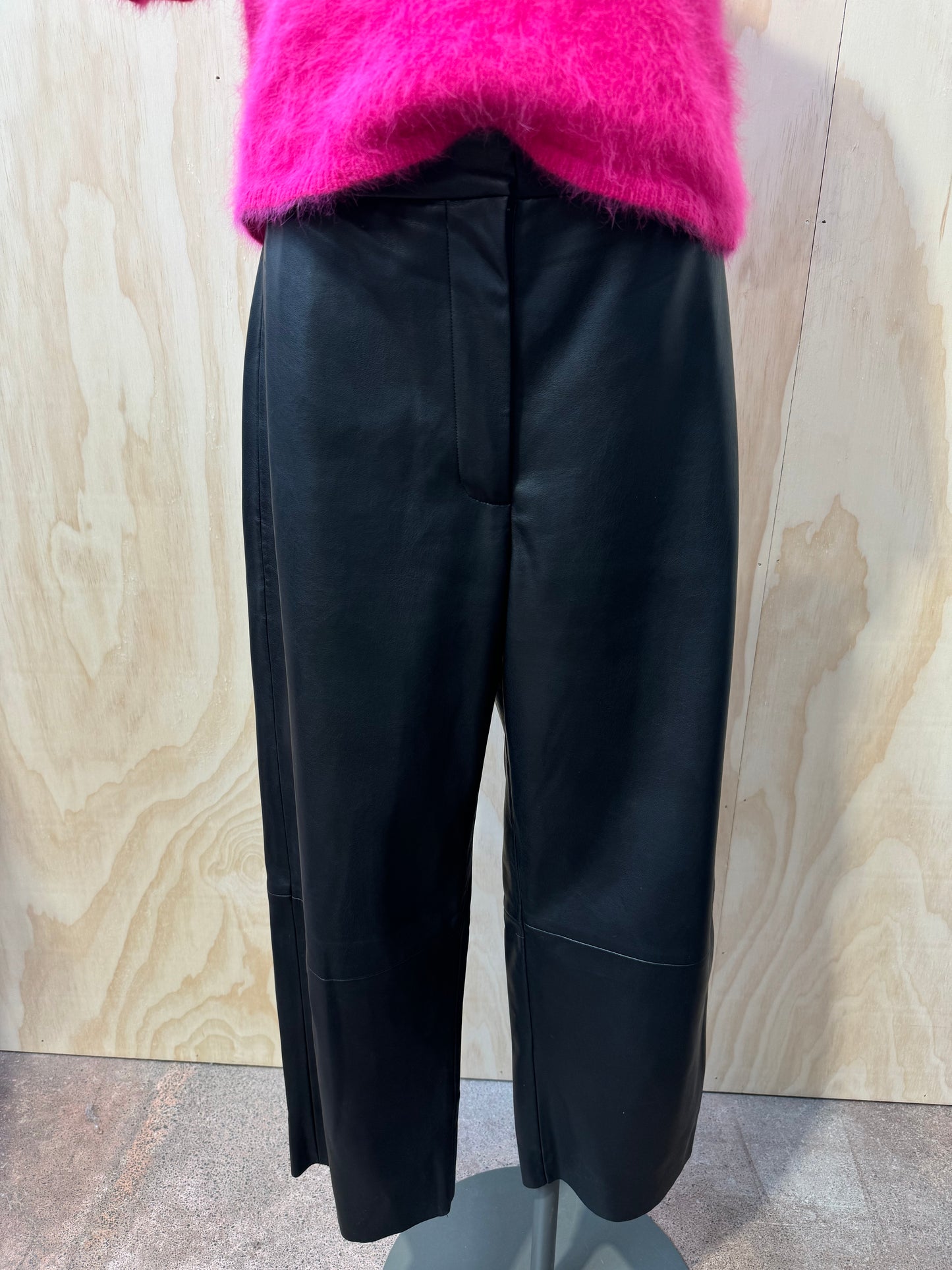 SABA BLACK FAUX LEATHER WIDE LEG CROPPED PANT - SIZE 12