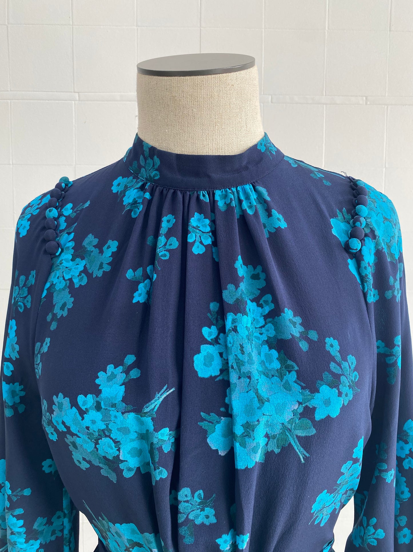 SCANLAN THEODORE BLUE FLORAL SILK MINI DRESS - SIZE 8