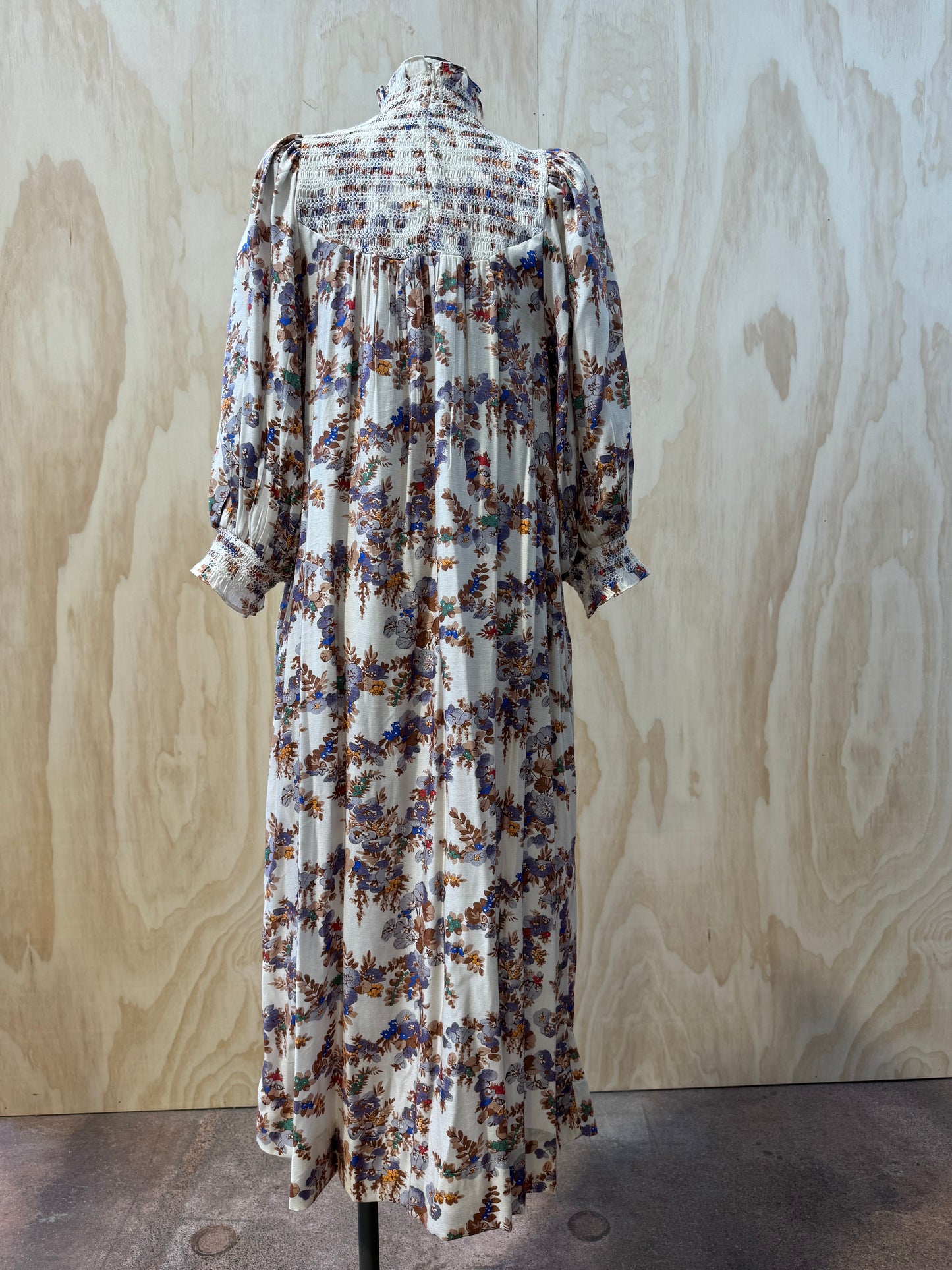 BY TIMO SMOCKED POPLIN FLORAL MIDI DRESS - SIZE M