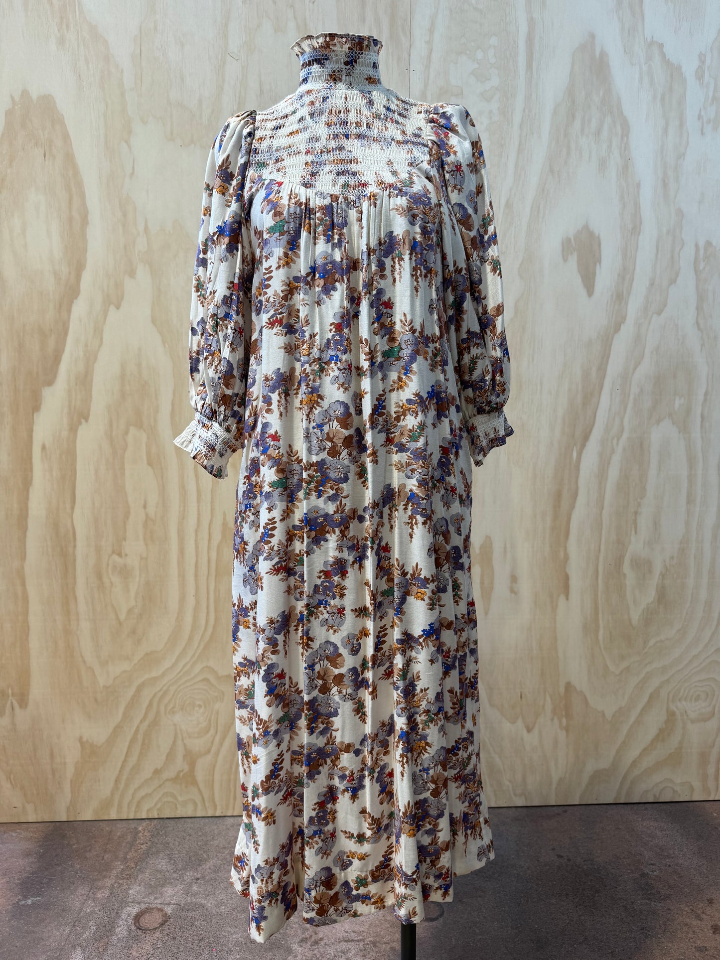 BY TIMO SMOCKED POPLIN FLORAL MIDI DRESS - SIZE M