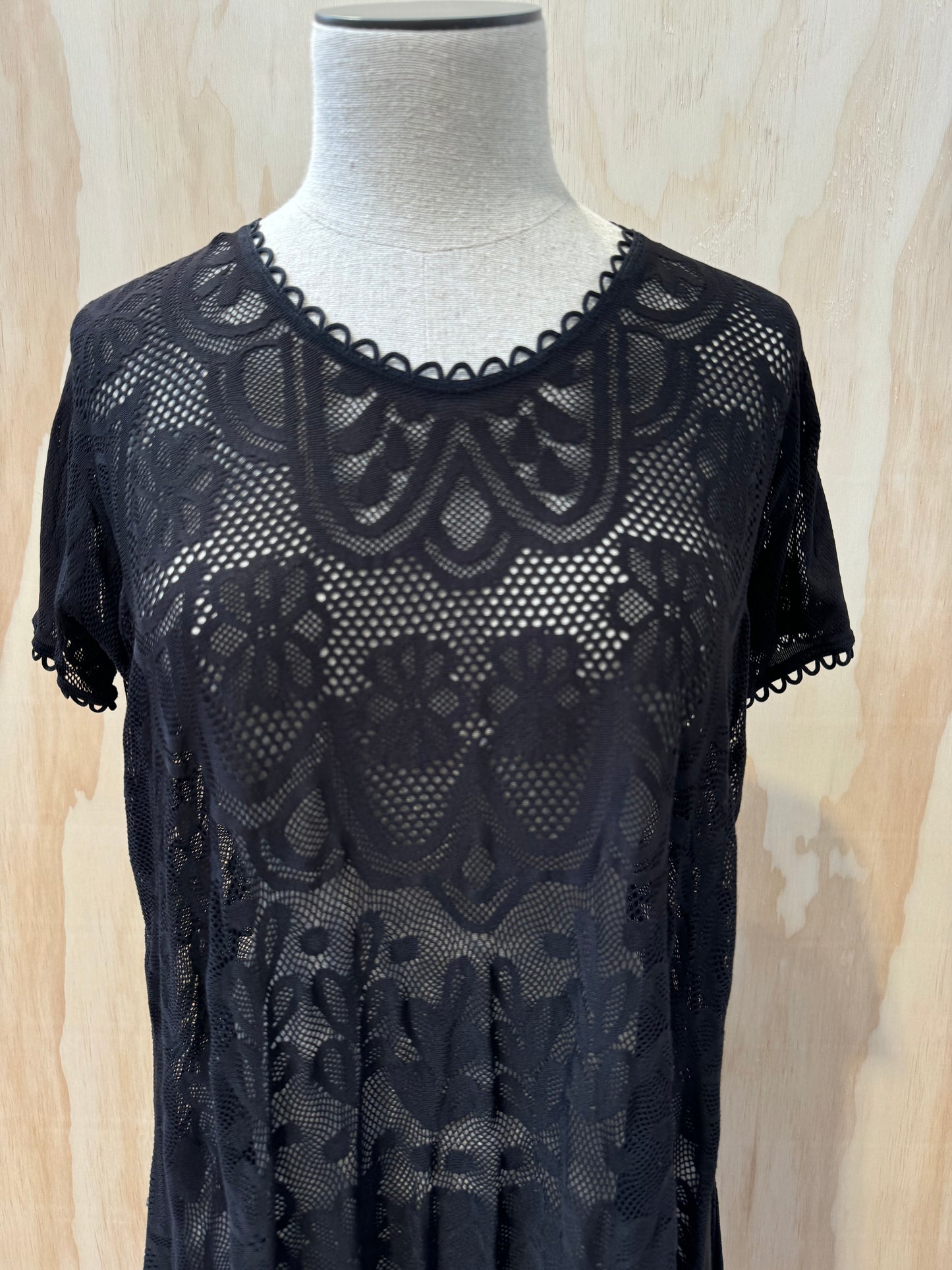 HIGH LACE BLACK MIDI DRESS - SIZE XS/S