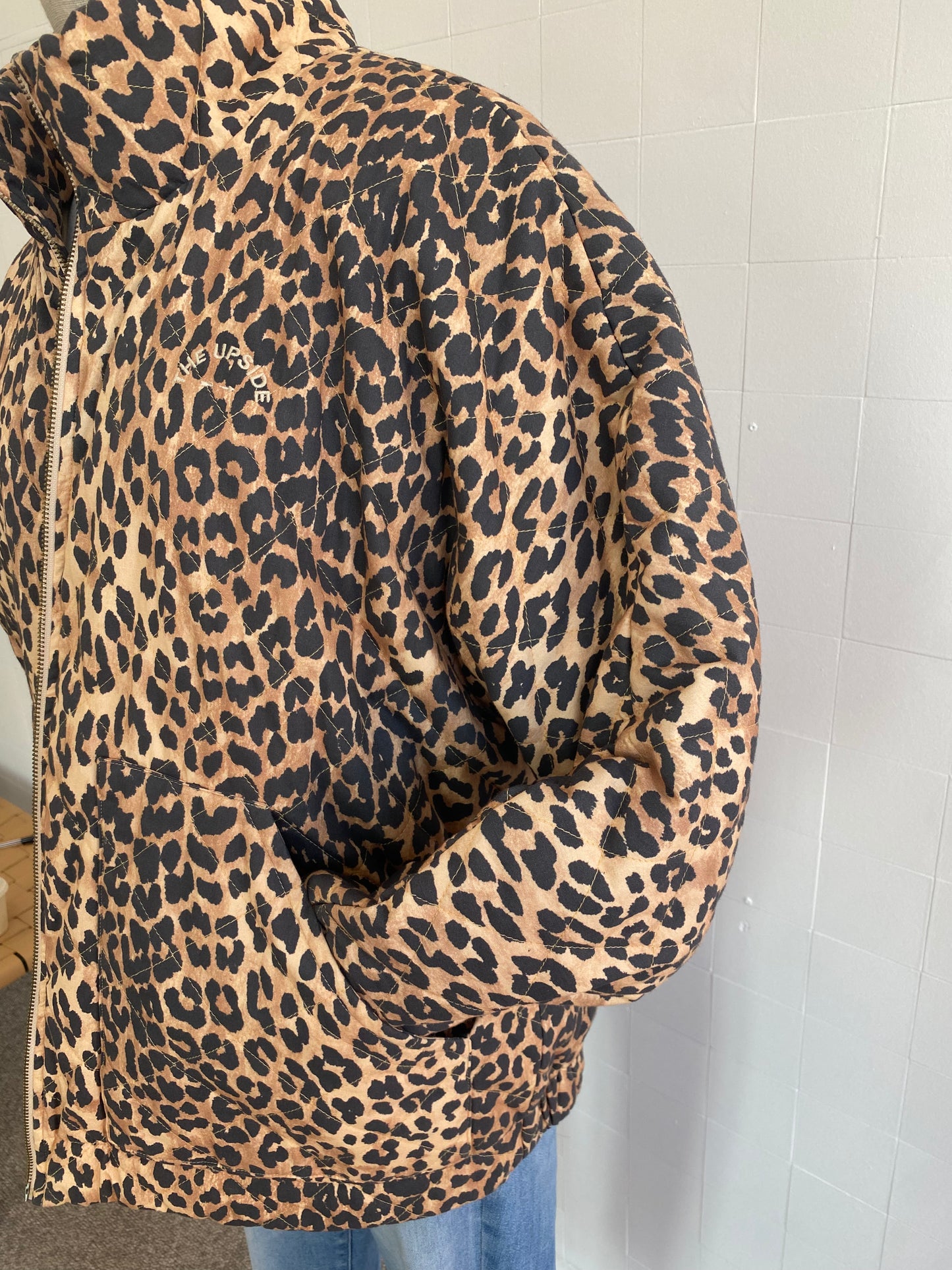 THE UPSIDE ANIMAL PRINT QUILTED COAT - SIZE L