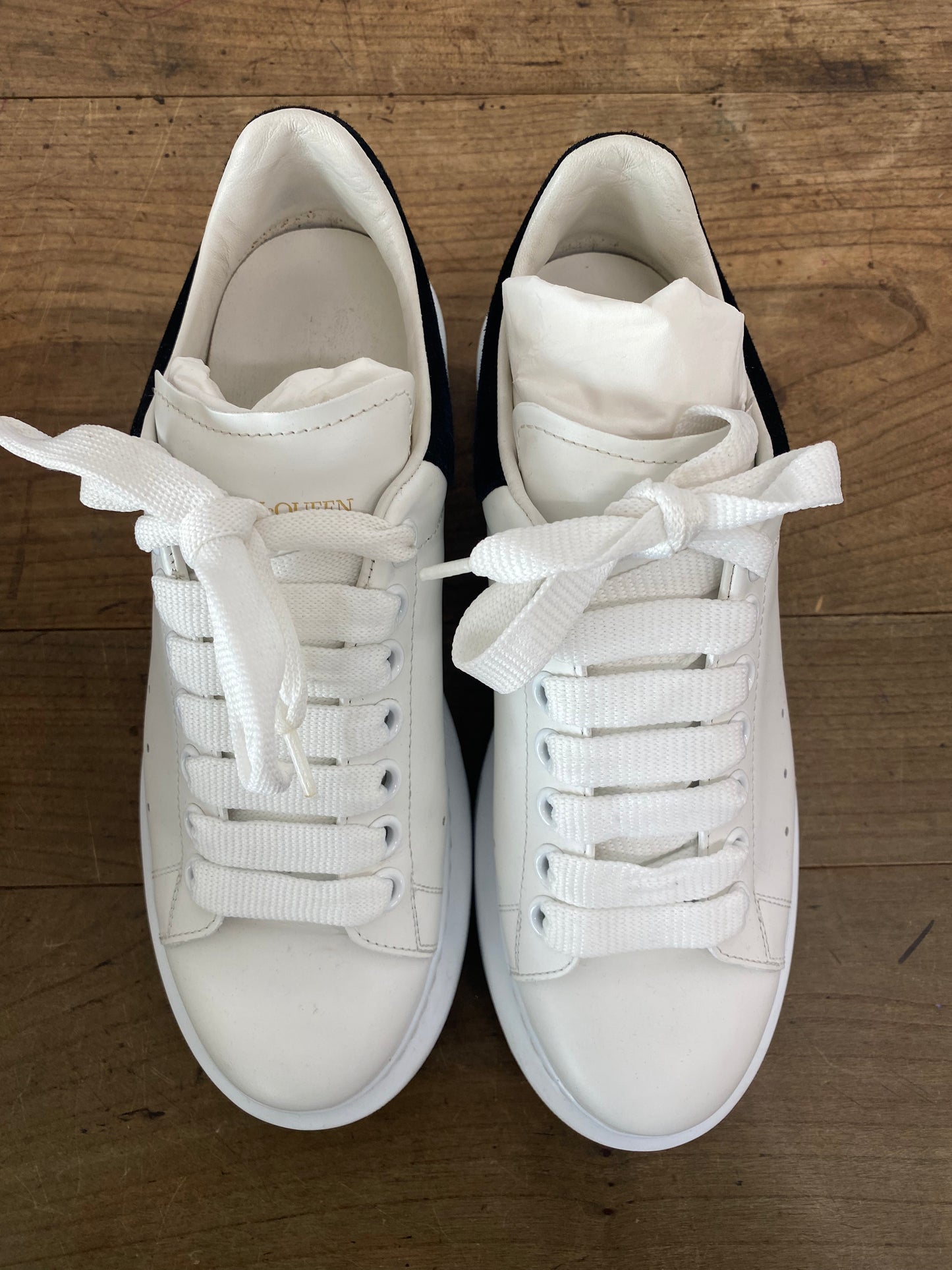 ALEXANDER MCQUEEN OVERSIZE WHITE TRAINERS - SIZE 37