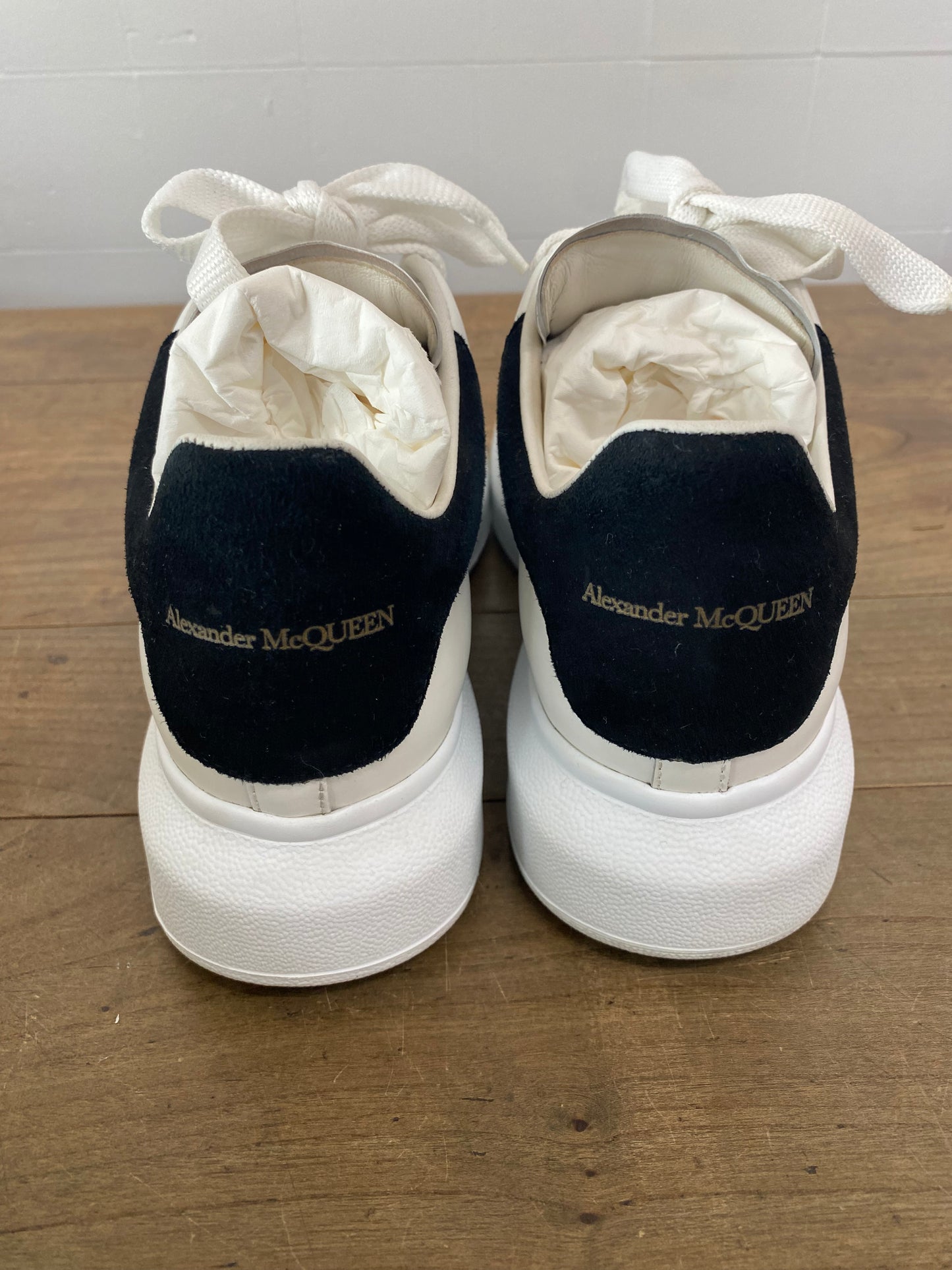 ALEXANDER MCQUEEN OVERSIZE WHITE TRAINERS - SIZE 37