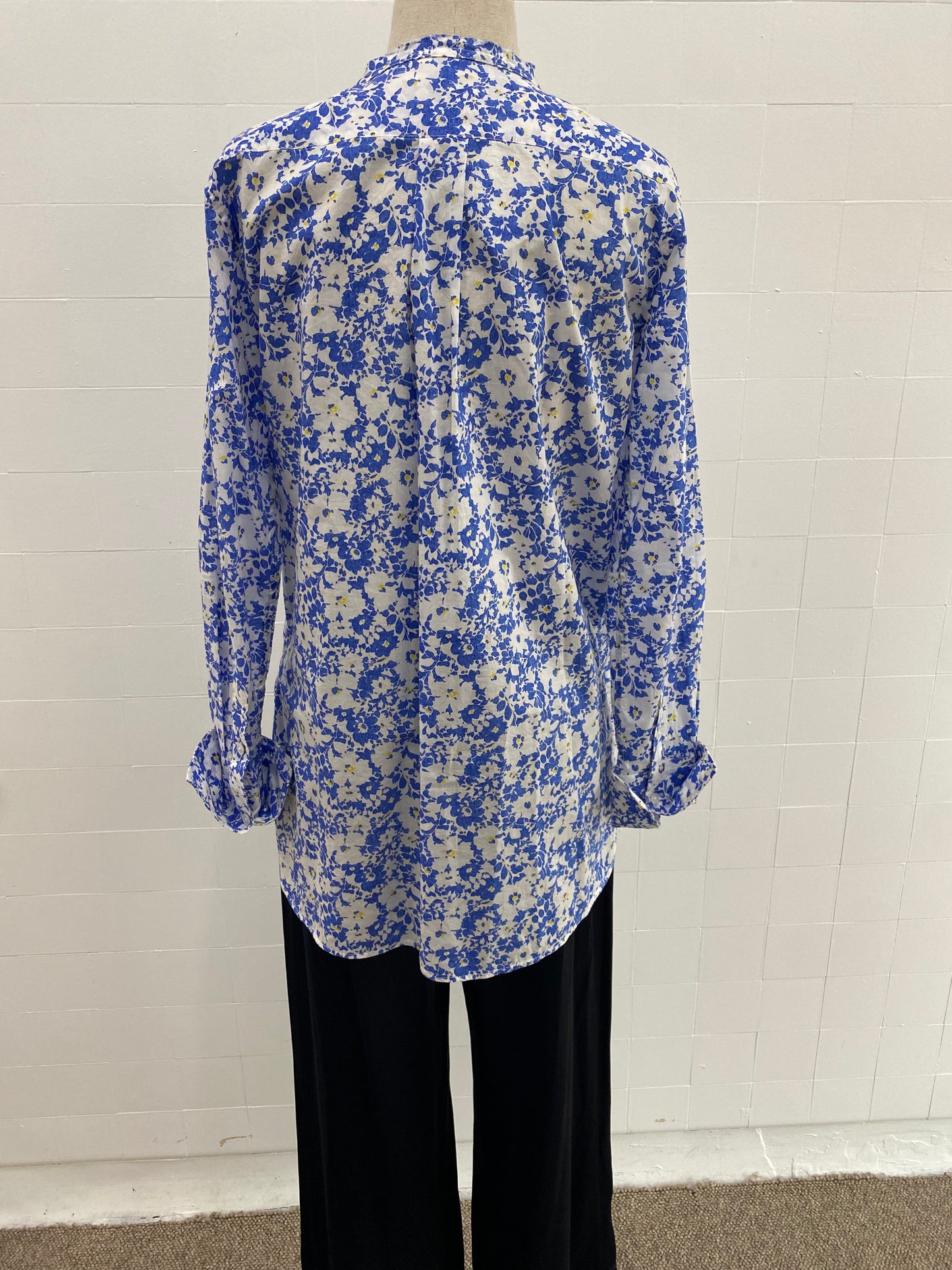 SCANLAN THEODORE SLIM FIT FLORAL SHIRT - SIZE 6