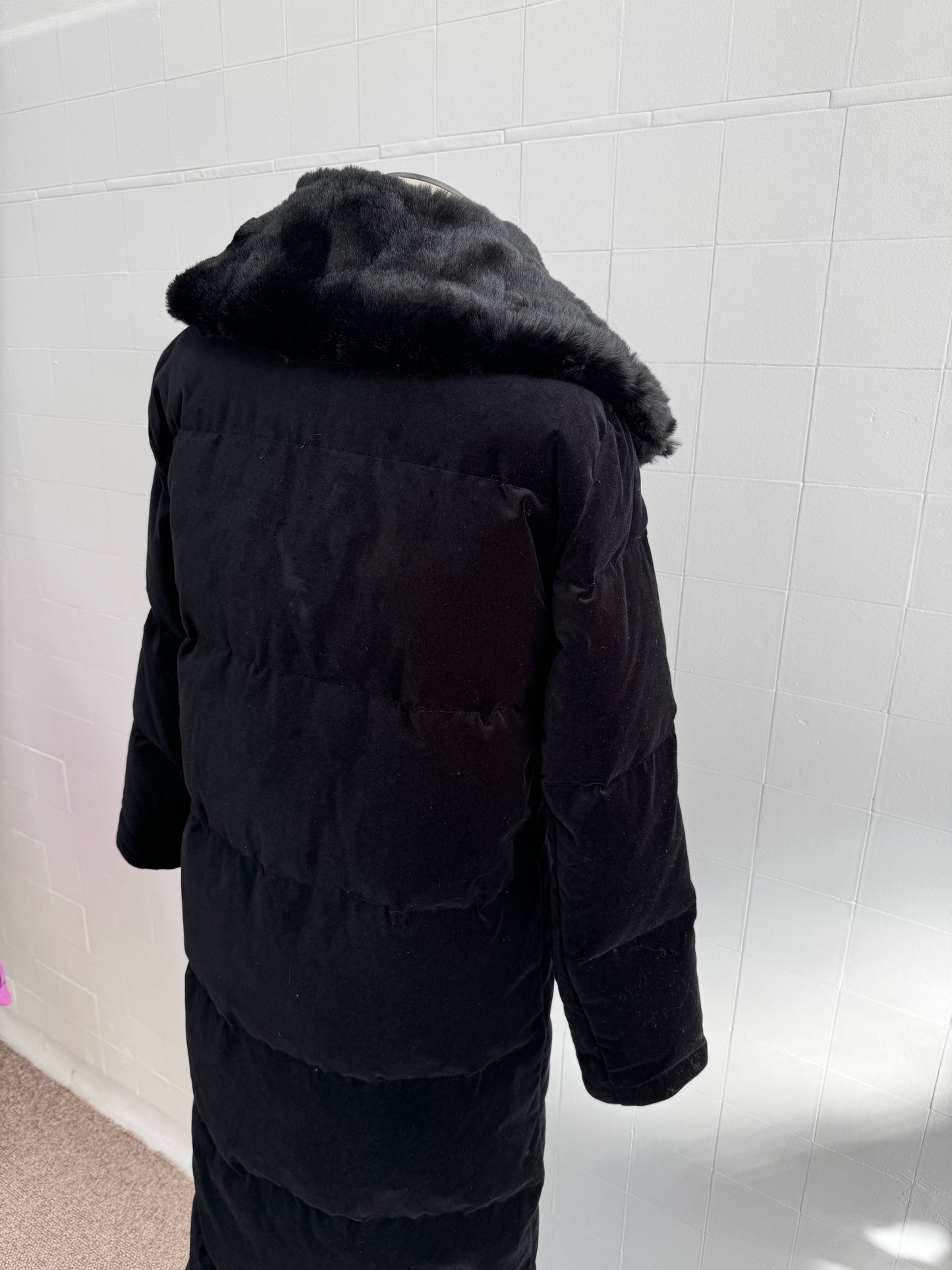 HUSK LONG LINE VELVET PUFFA - SIZE S