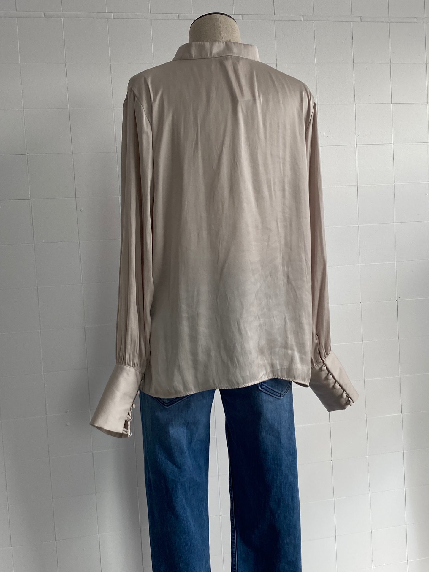 MORRISON OYSTER BLOUSE - SIZE 3 (14)