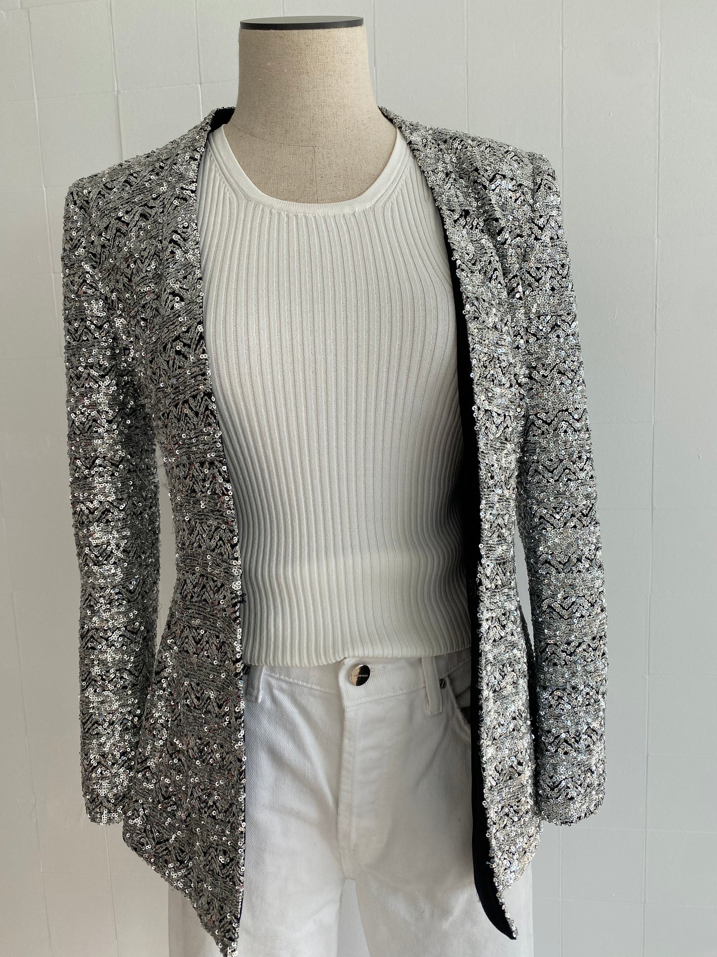 ZARA SILVER SEQUIN JACKET - SIZE M