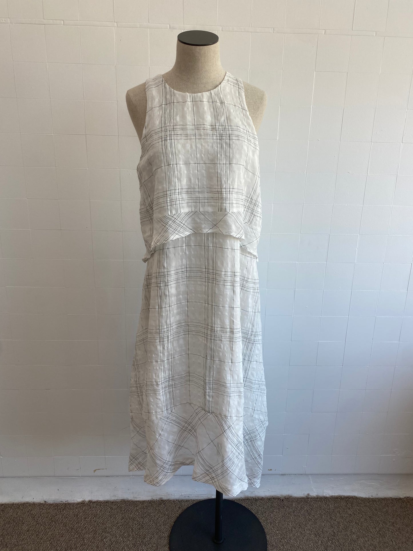 POL WHITE SHORT SLEEVE MIDI DRESS - SIZE 10