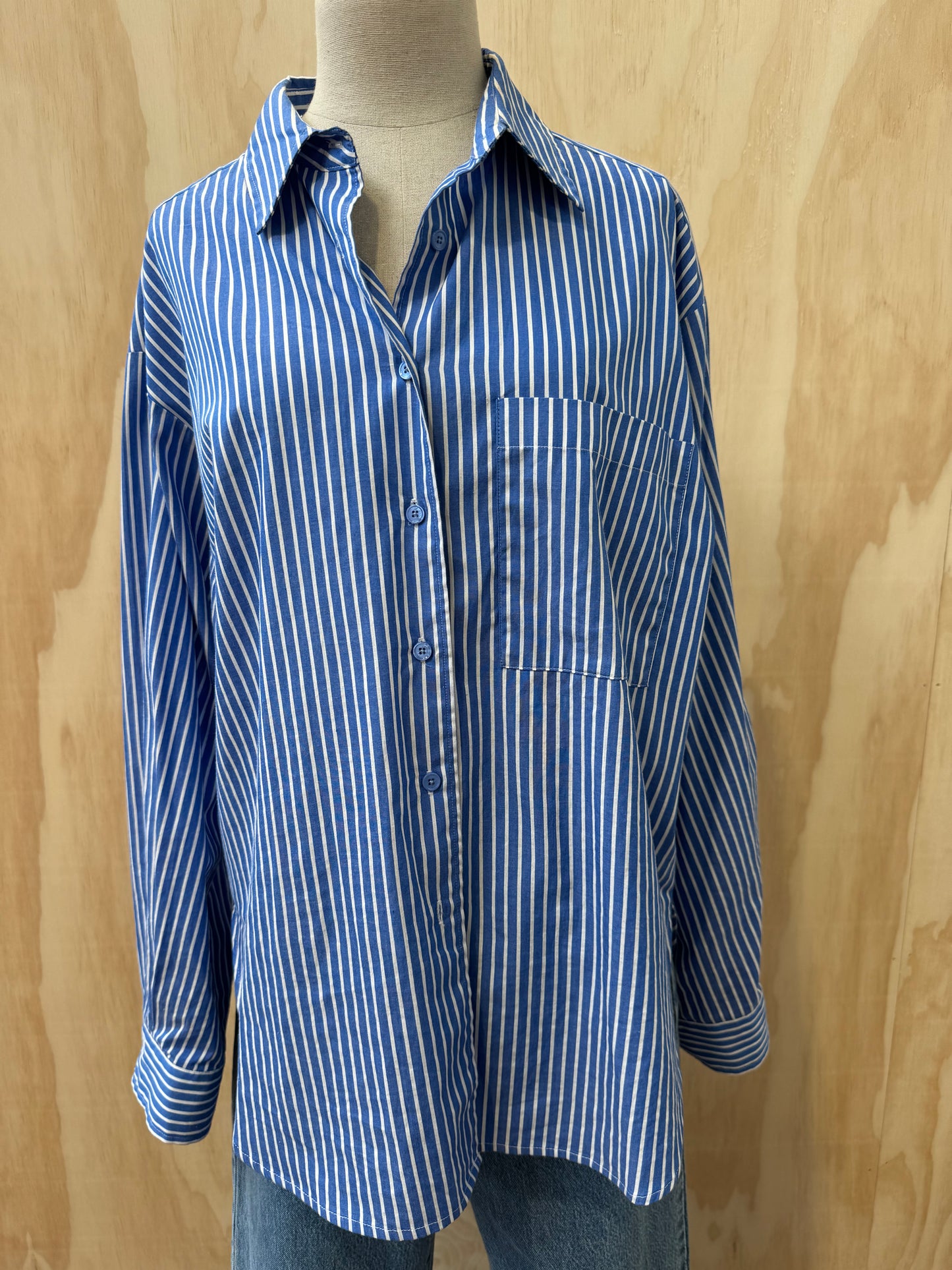 SECOND FEMALE BLUE PINSTRIPE LONG SLEEVE SHIRT - SIZE L