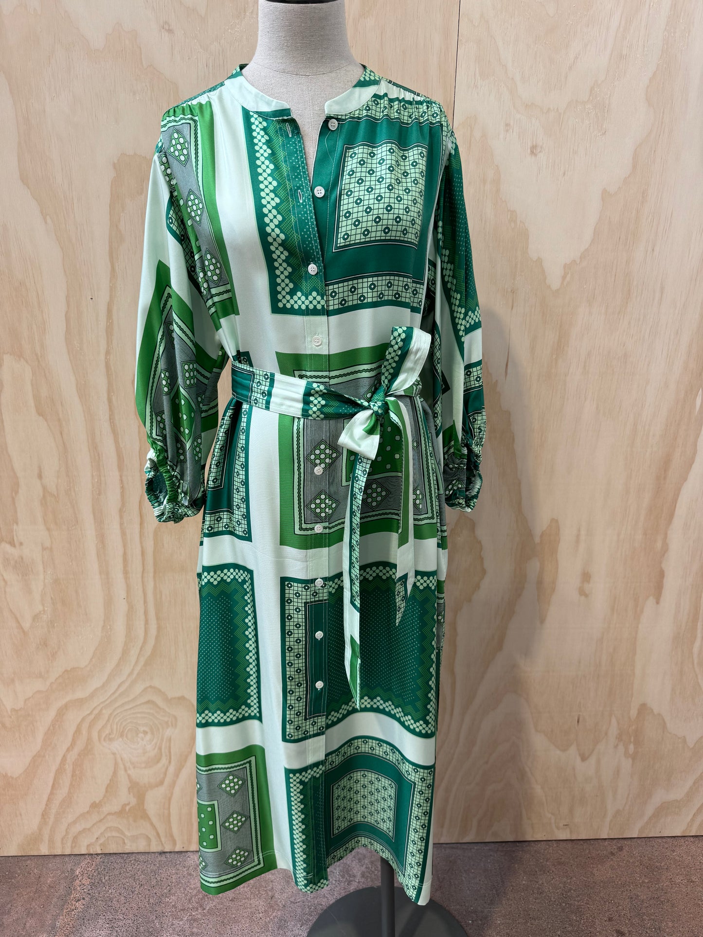 OROTON BANDANA GREEN SILK MAXI DRESS - SIZE 12