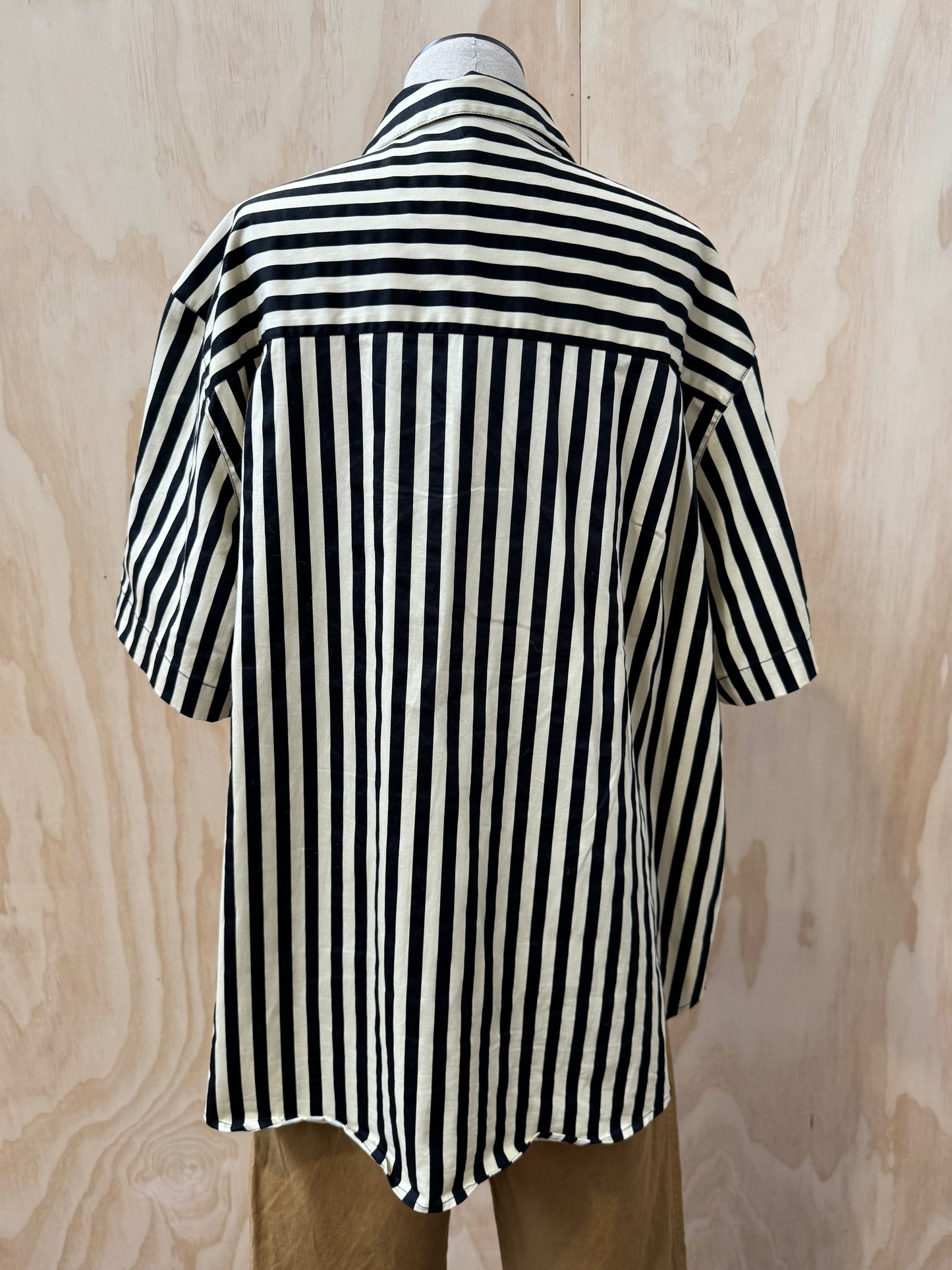 BLANCA BLACK & CREAM STRIPE SHIRT - SIZE 0S