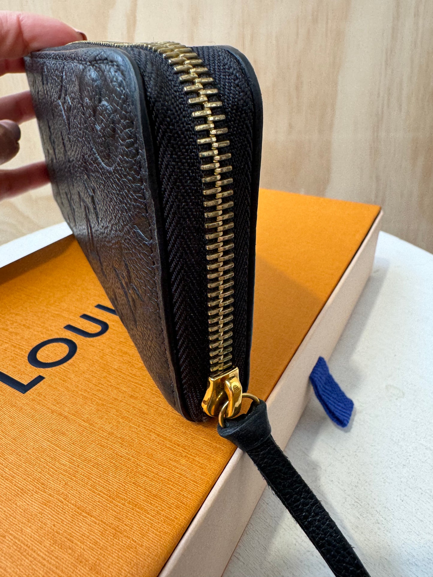 LOUIS VUITTON BLACK CLEMENCE WALLET