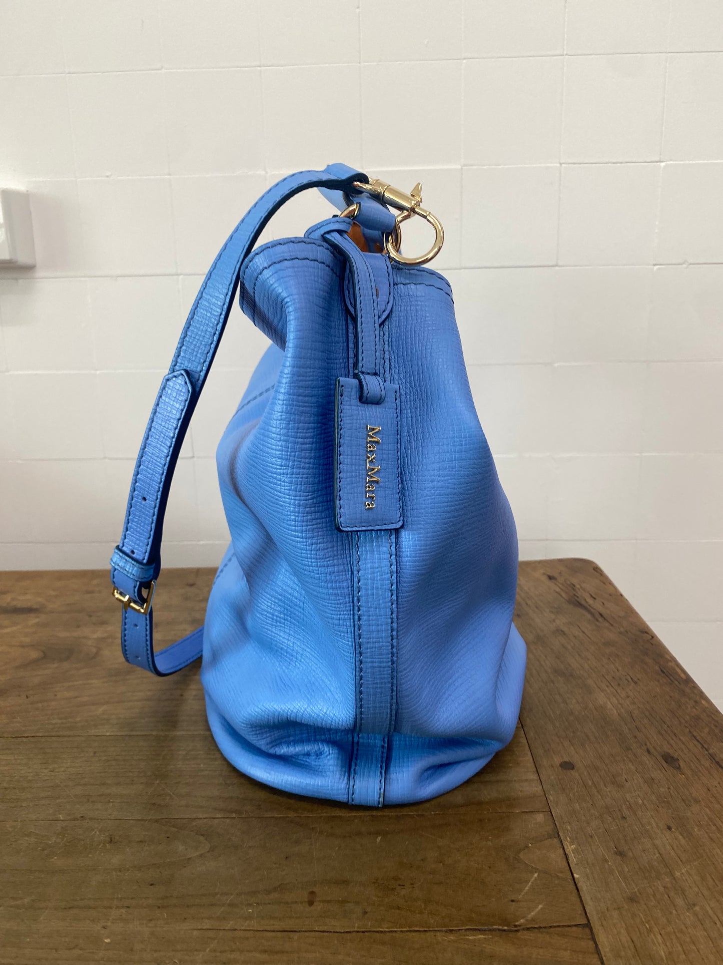 MAX MARA OCEAN BLUE LEATHER TOTE