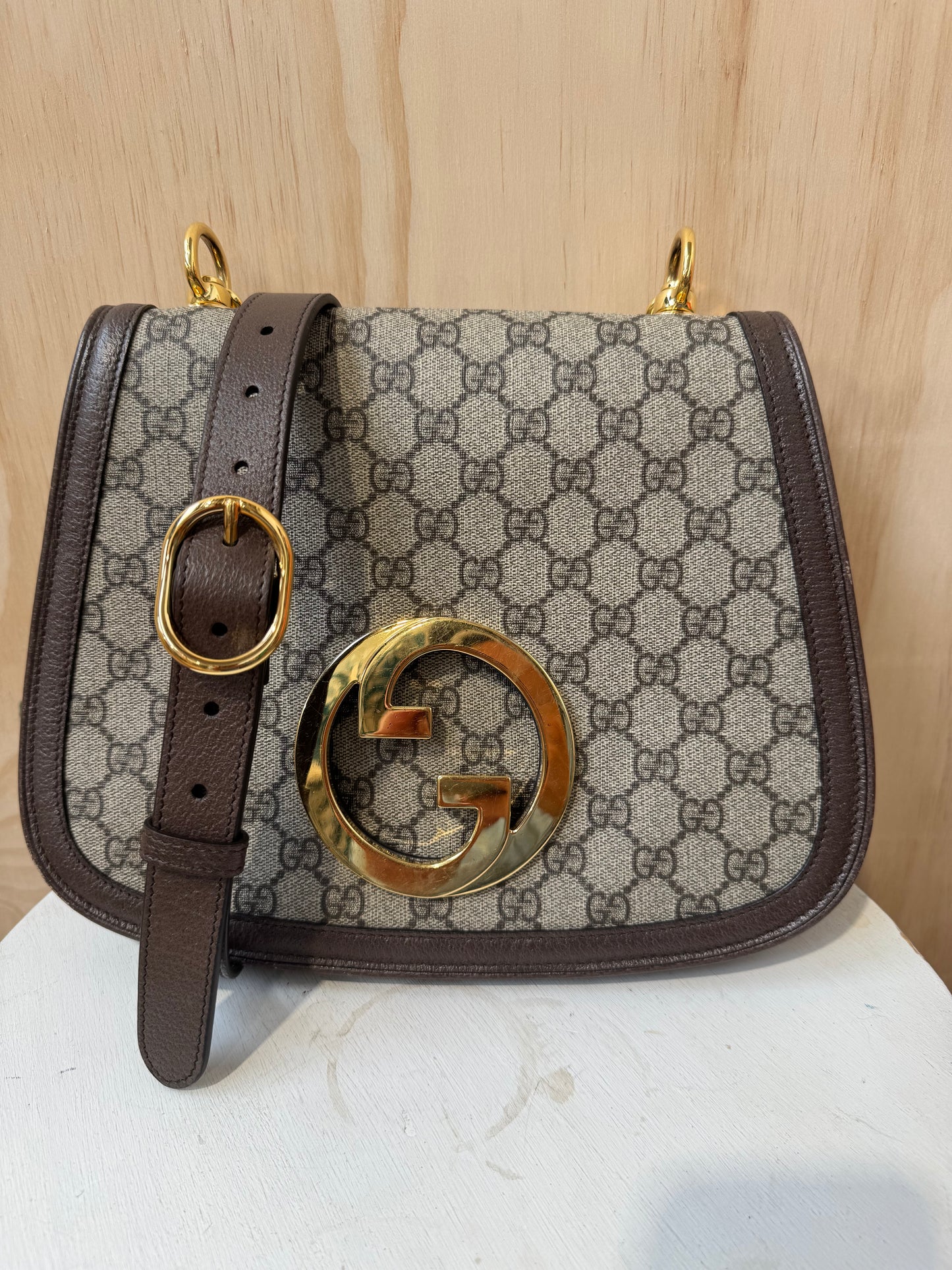 GUCCI BLONDIE CROSSBODY FLAP BAG - MEDIUM