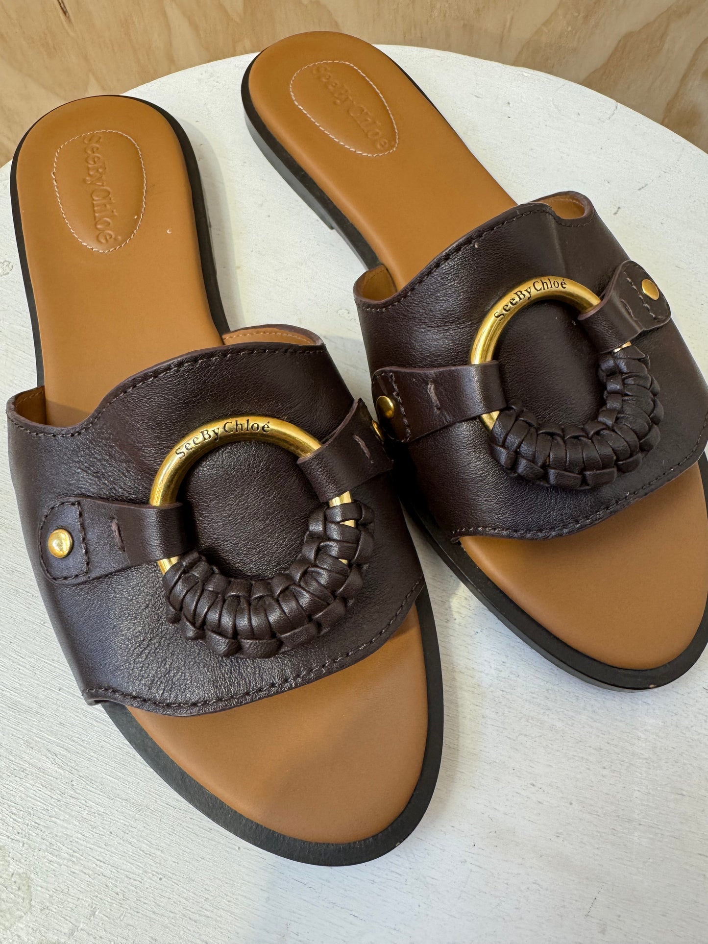 SEE BY CHLOE BROWN LEATHER SLIDES - SIZE 39