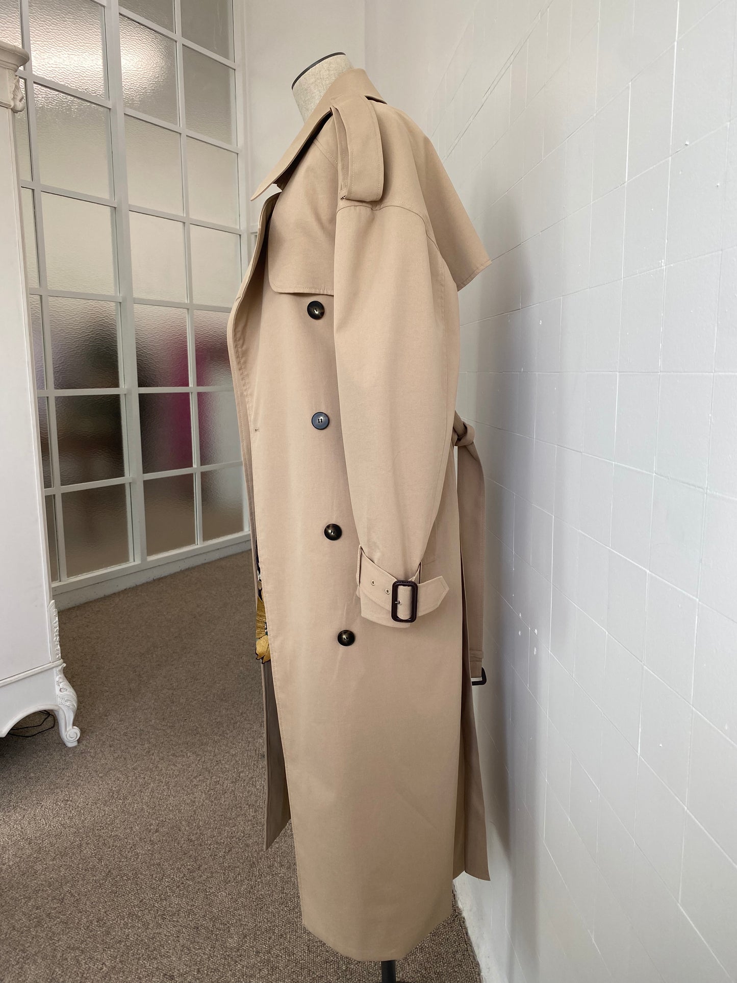 CAMILLA AND MARC EVANS CLASSIC TRENCH COAT - SIZE M/L