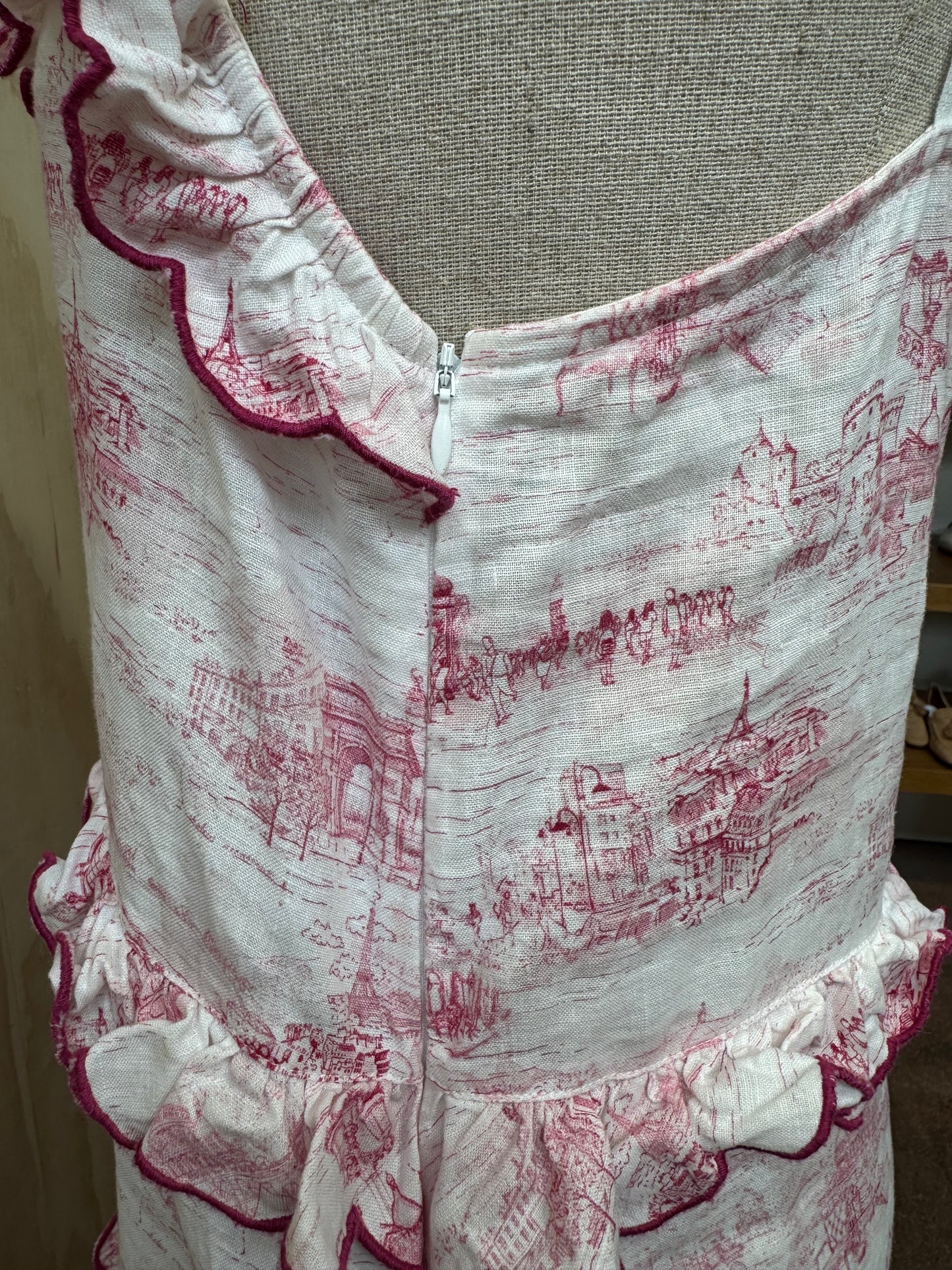 ALESSANDRA PINK & WHITE VINTAGE SCENERY MIDI DRESS - SIZE S