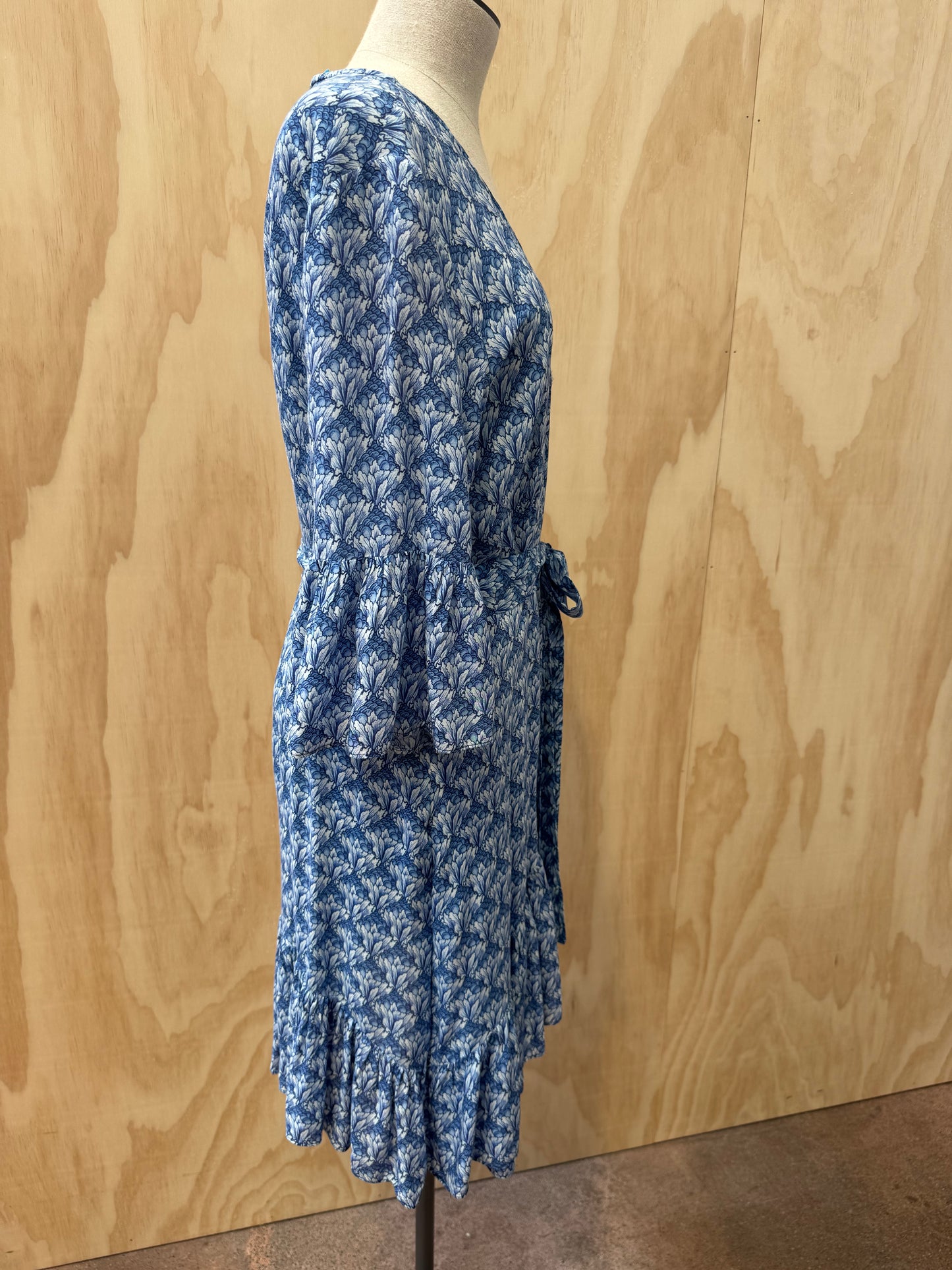 MORRISON BLUE FLORAL WRAP DRESS - SIZE 2