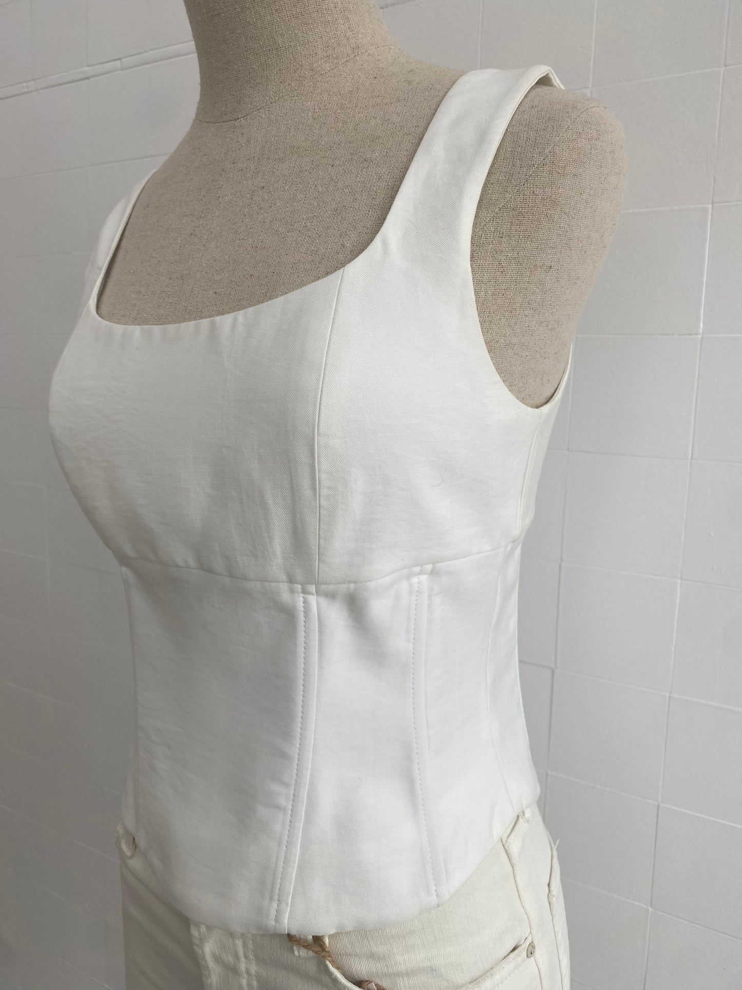 VIKTORIA & WOODS UTOPIA TOP IN IVORY - SIZE 6