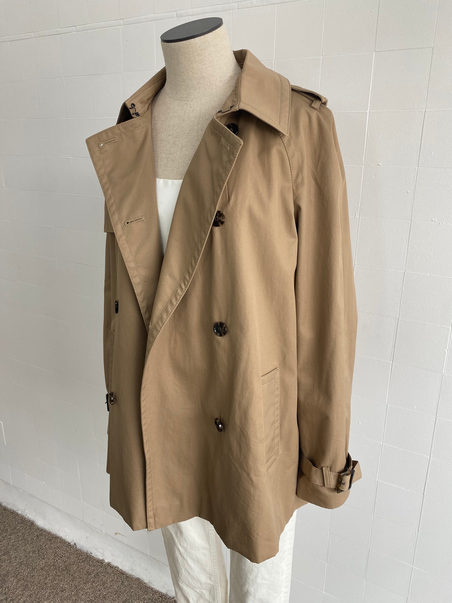 BANANA REPUBLIC CAMEL TRENCH - SIZE L