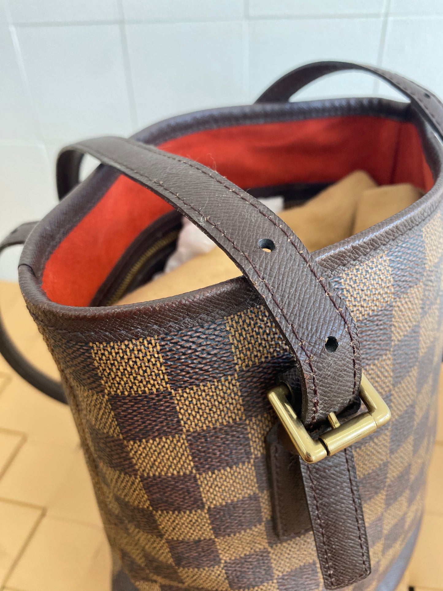 LOUIS VUITTON BUCKET TOTE BAG