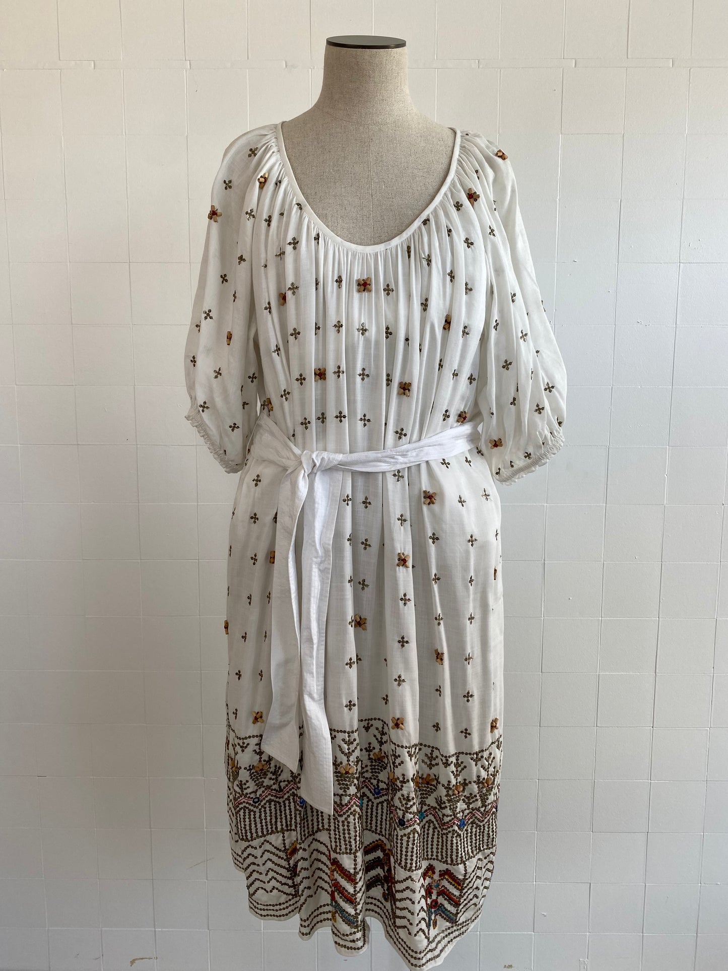 MEGAN PARK CREAM EMBROIDERY DRESS - SIZE M