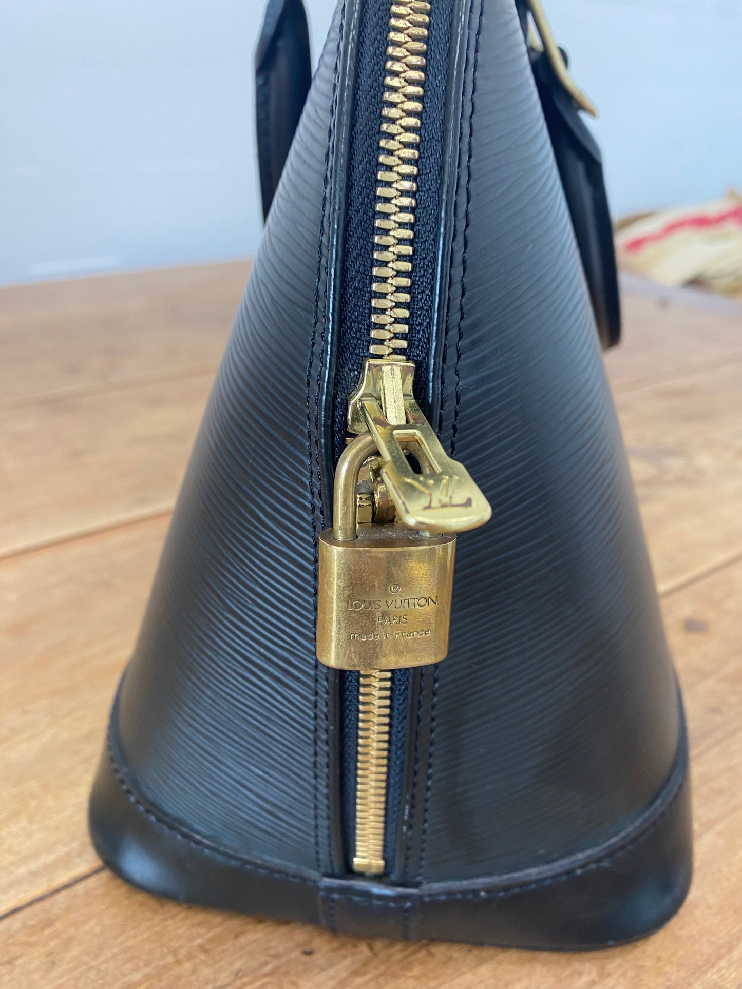 LOUIS VUITTON BLACK ALMA BAG